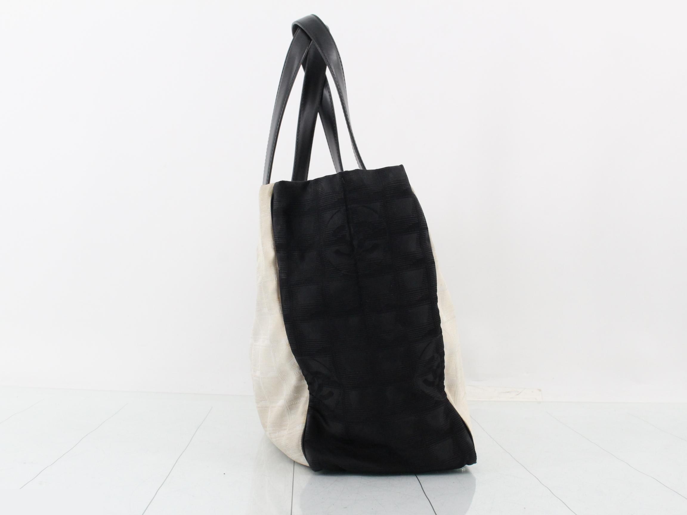 New Travel Line (Bag) - Bi-color Shoulder Bag - Serial sticker included — view 4