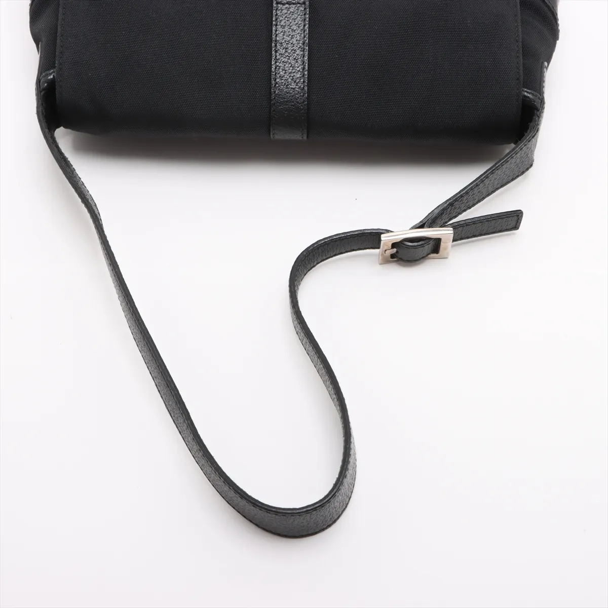 Jackie Canvas x Leather Shoulder Bag Black 001 3824 — view 5