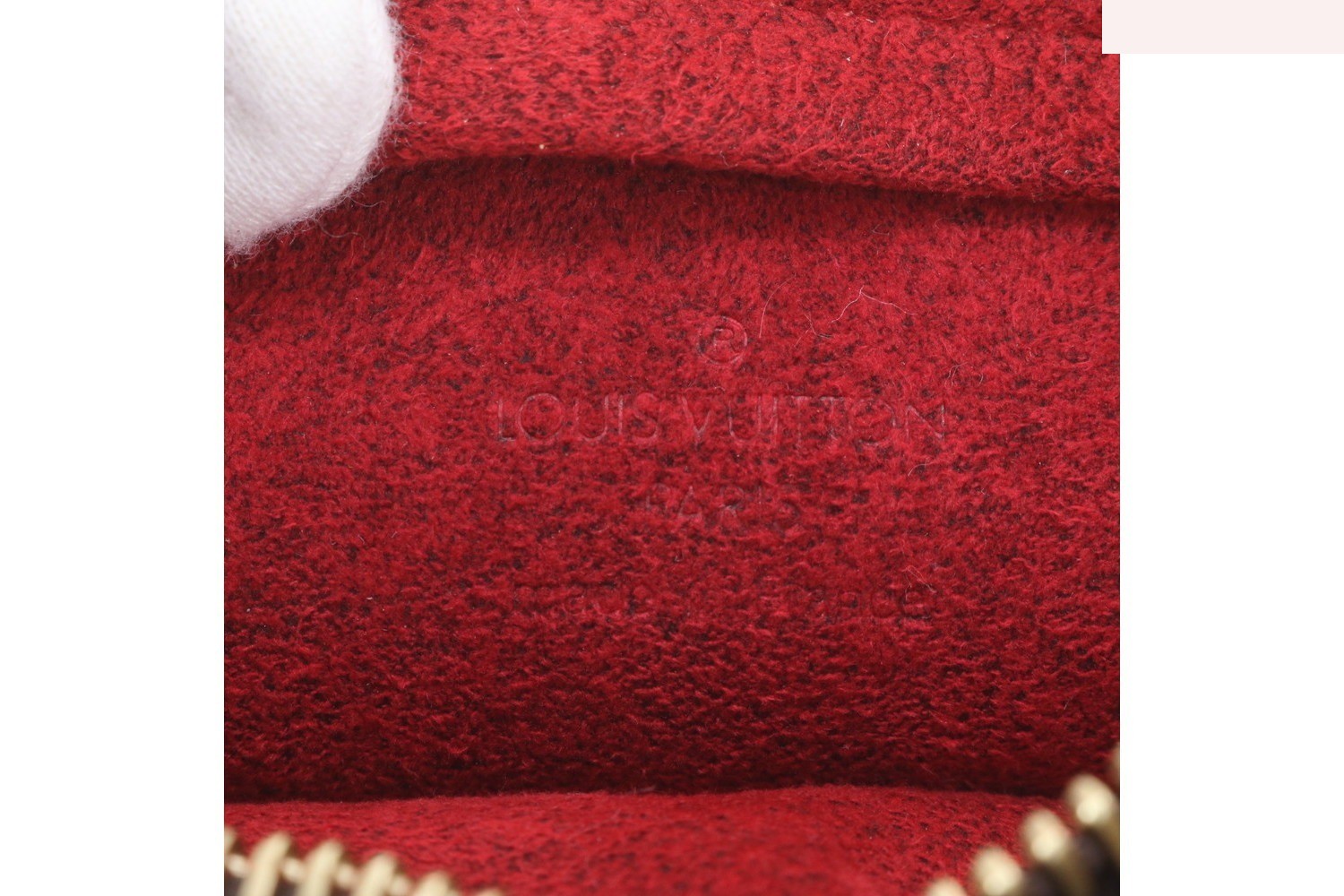Monogram Partition M51901 Leather Pouch — view 8