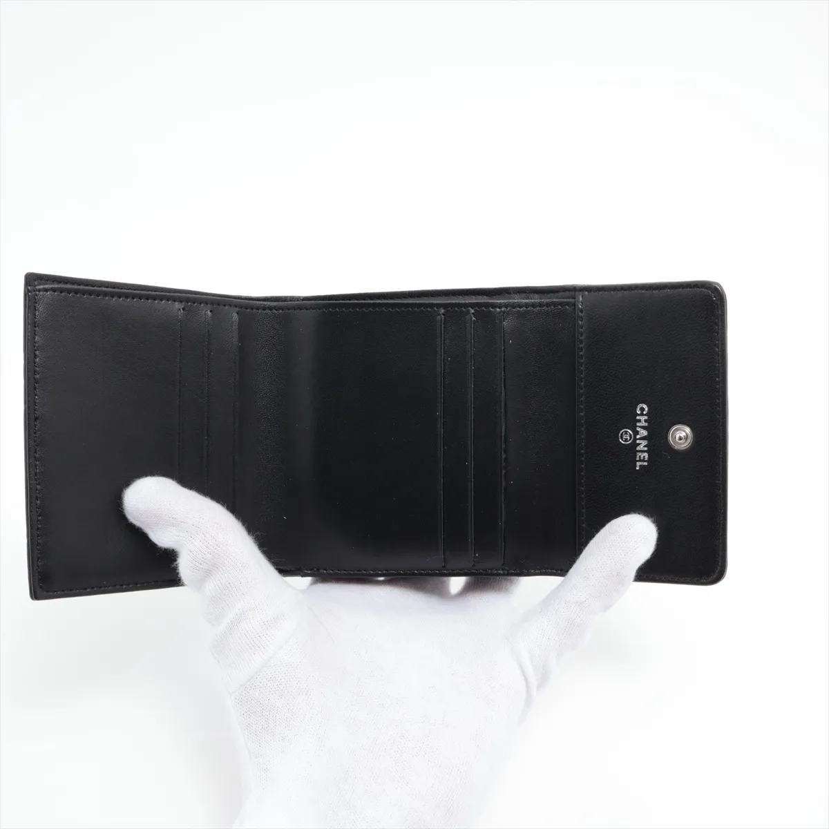 Camellia Lambskin Compact Wallet, Black with Silver Hardware, 11746401 — view 5