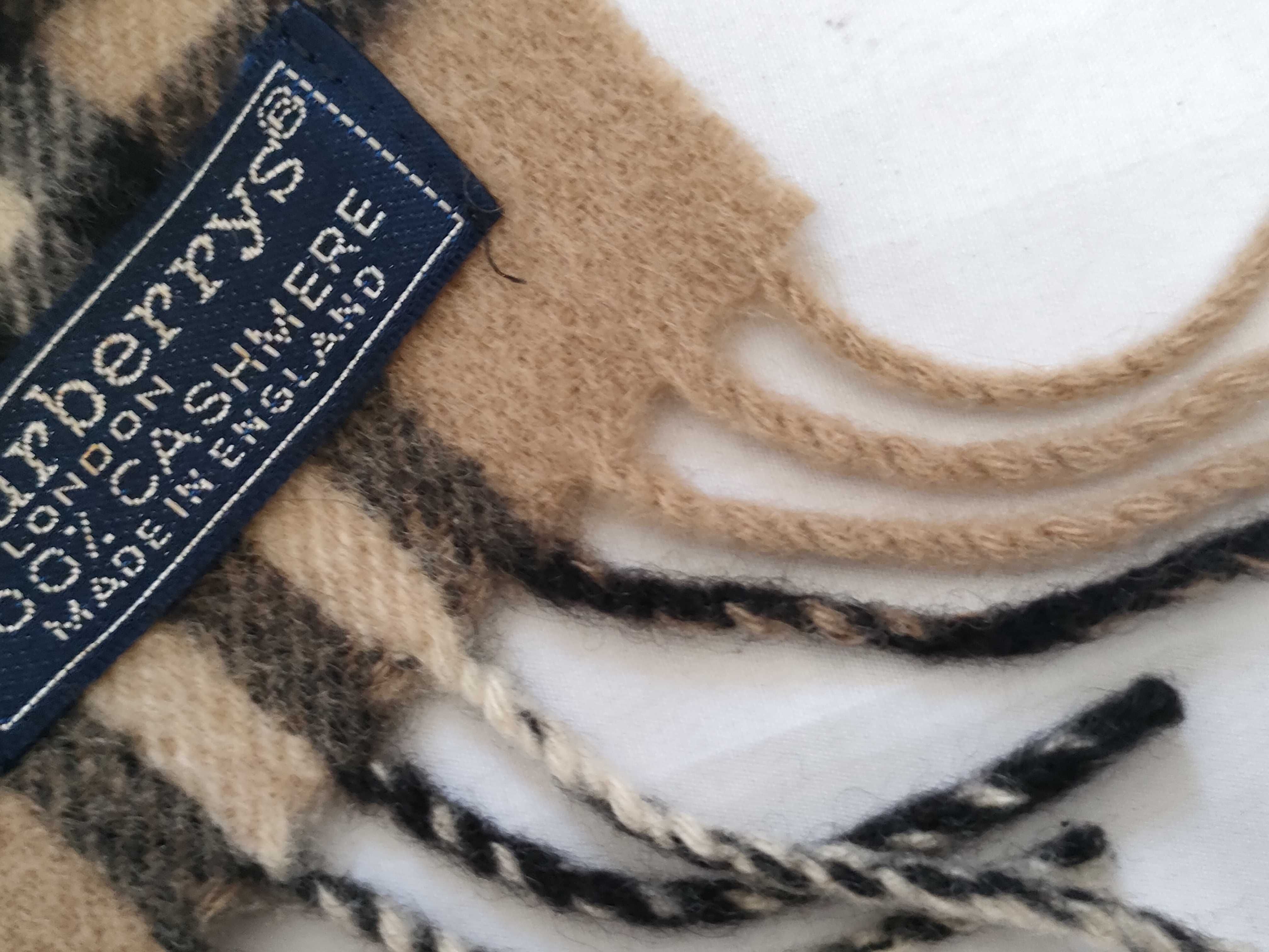 scarf, Nova check pattern, cashmere, and other accessories. — view 7