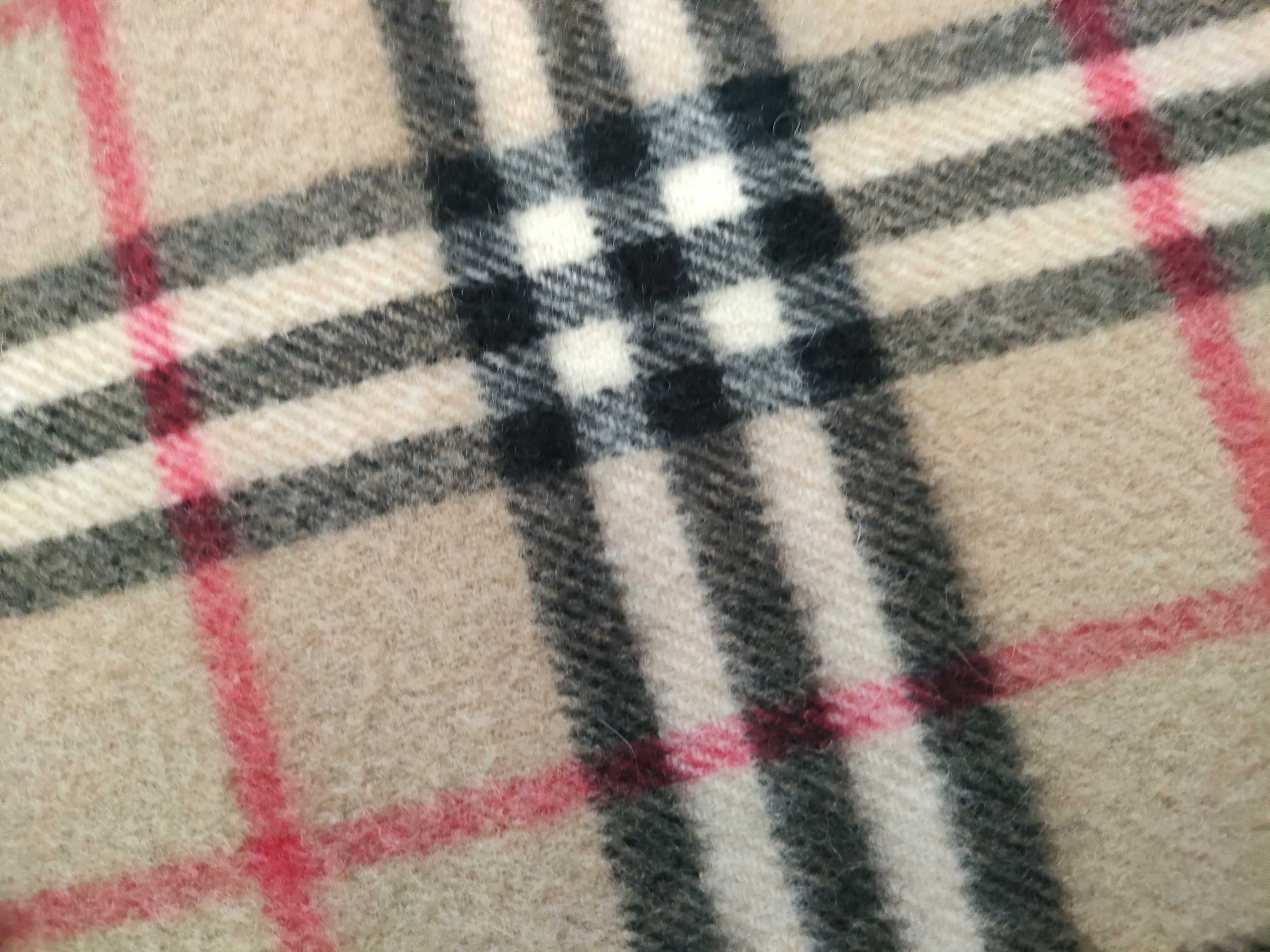 scarf, Nova check pattern, cashmere, and other accessories. — view 8