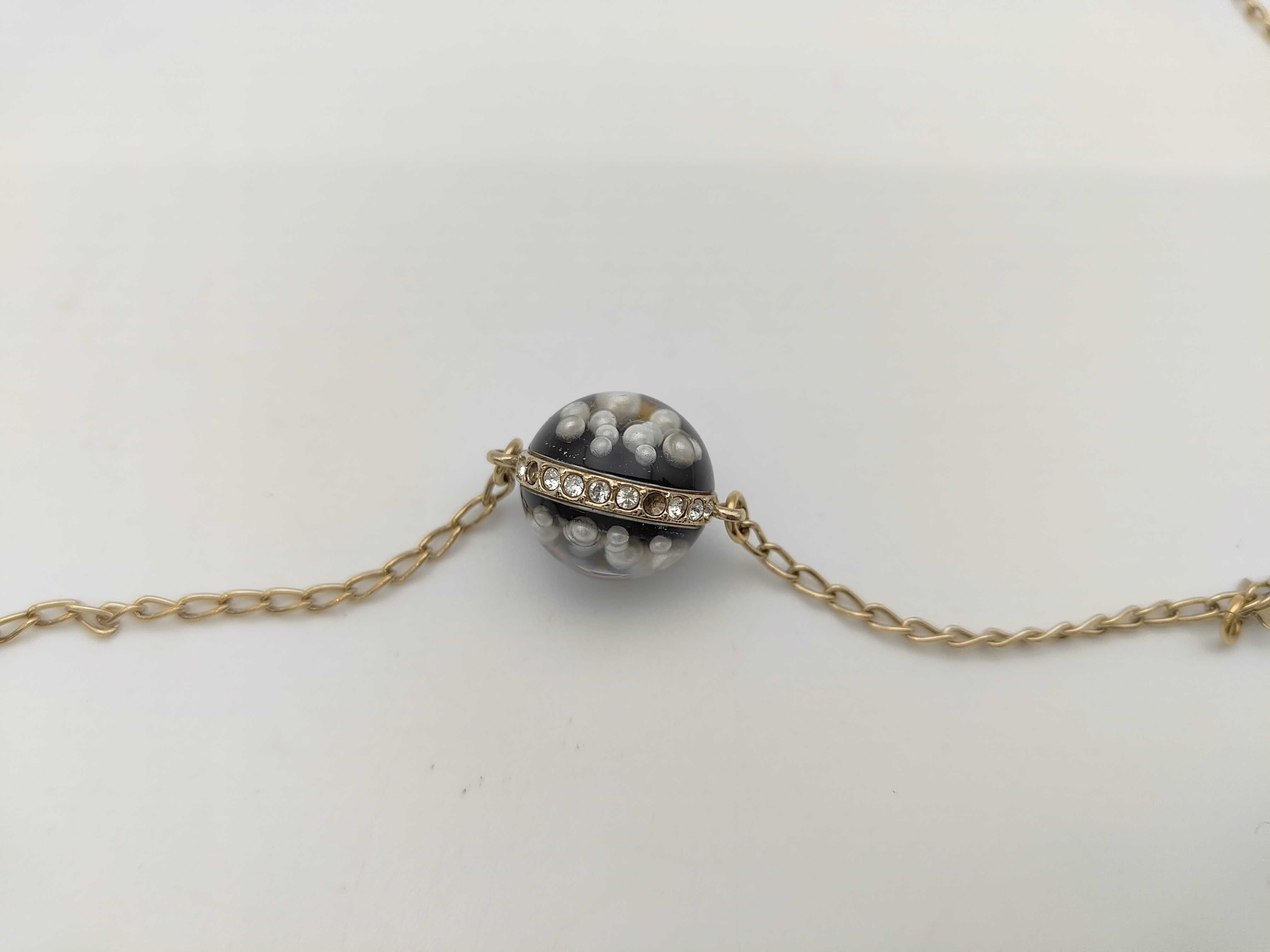 Coco Mark 10C Necklace GP x Faux Pearl x Resin Gold Necklace — view 2