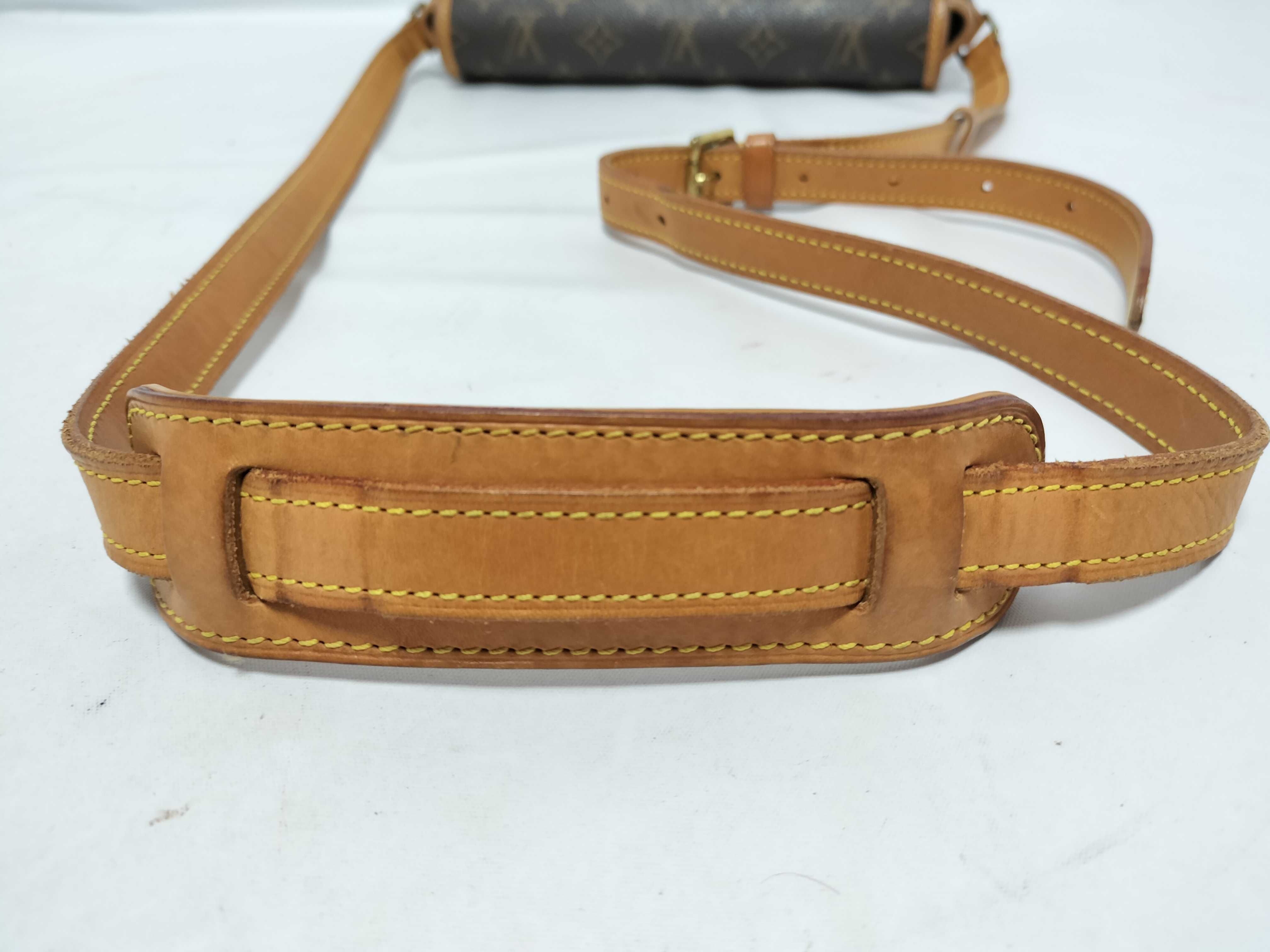 Monogram — view 5
