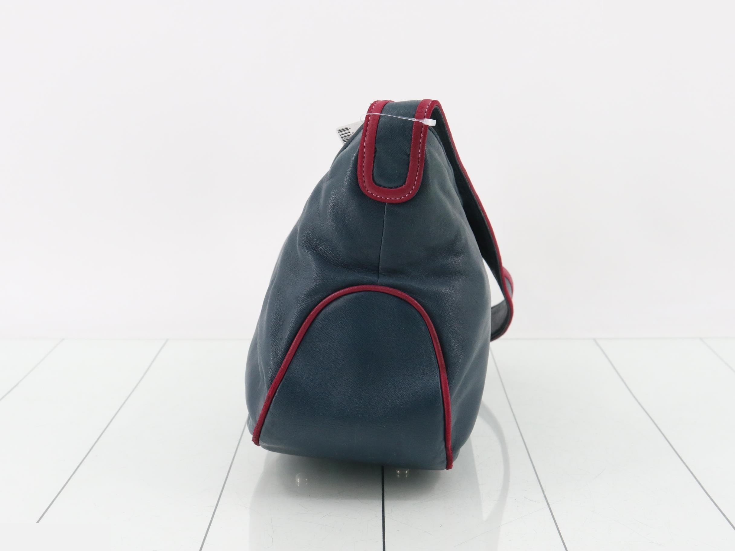 Shoulder bag — view 3