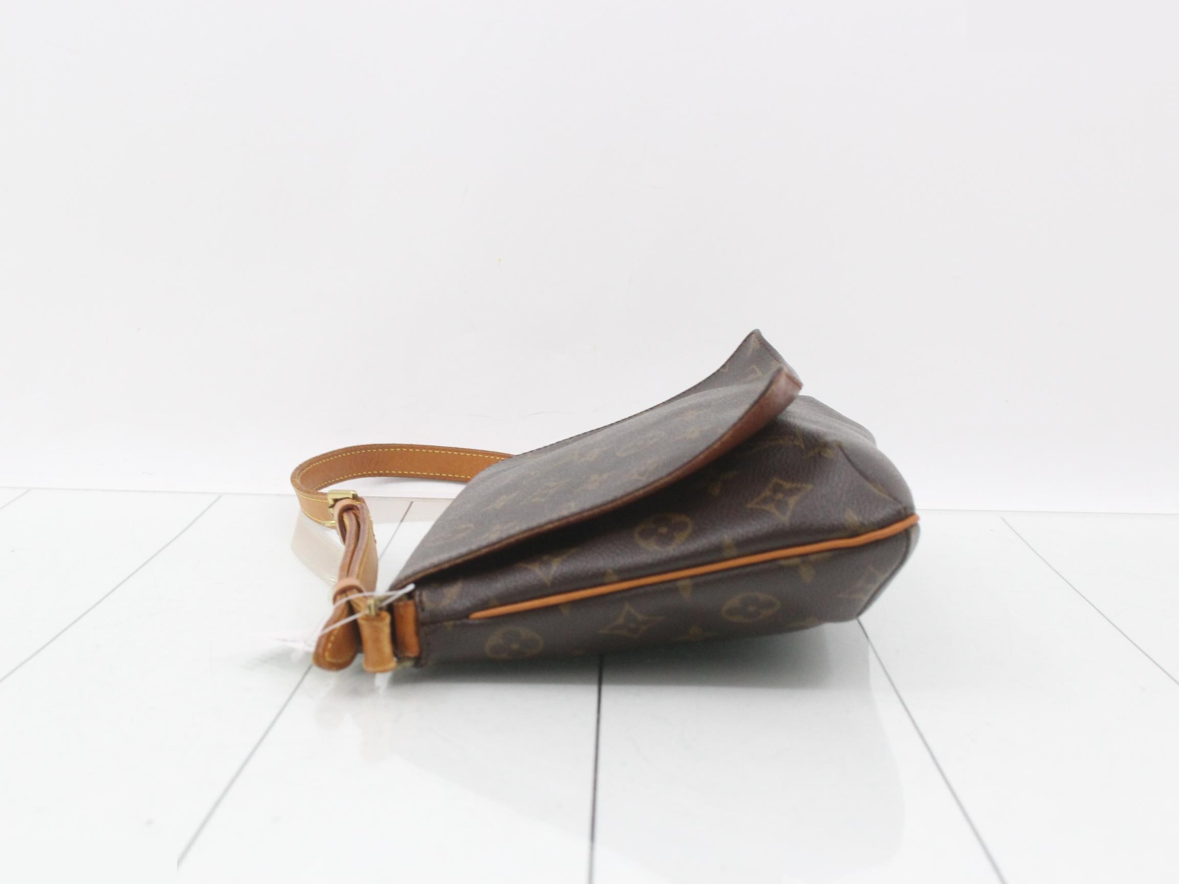 Musette Tango Short Shoulder — view 4