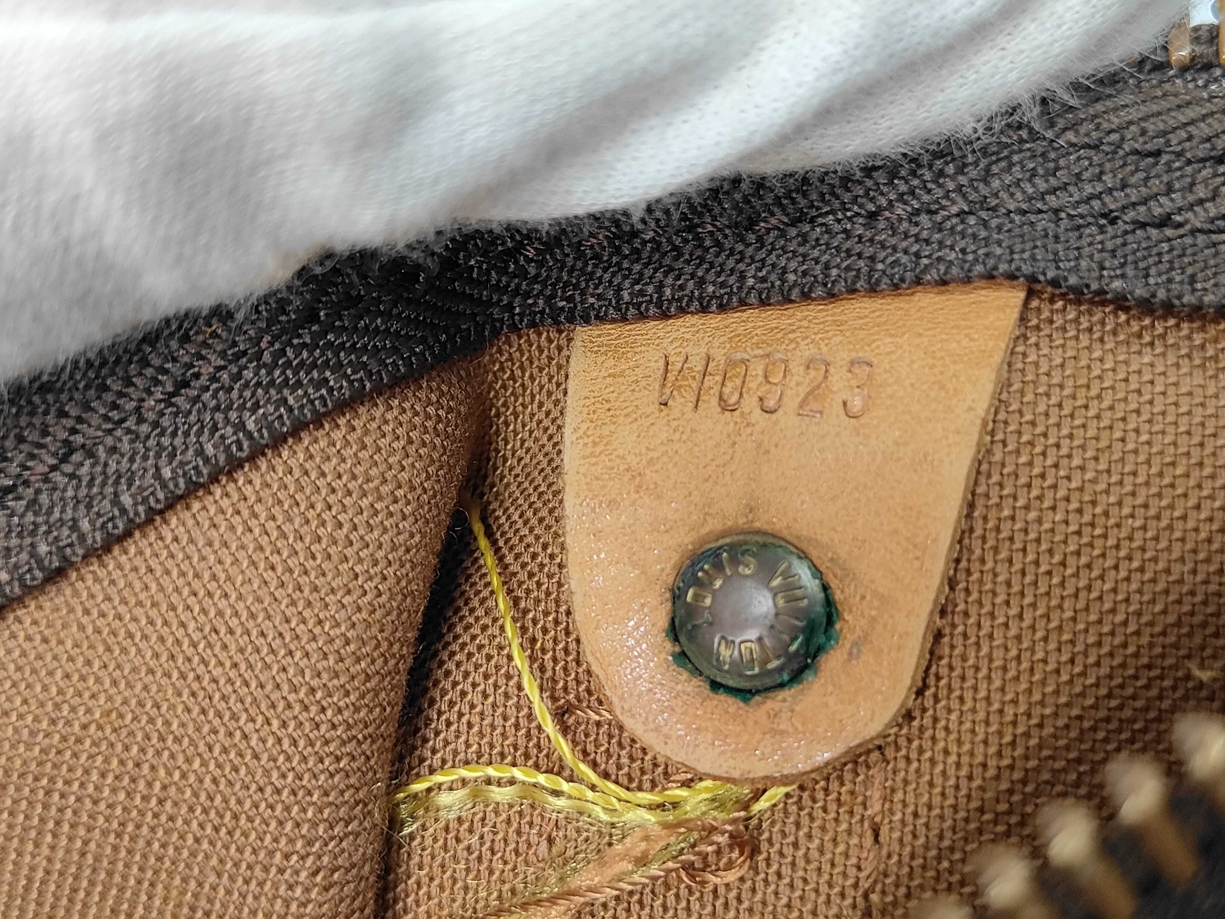 Monogram M41424 Keepall 55 Boston Bag — view 10