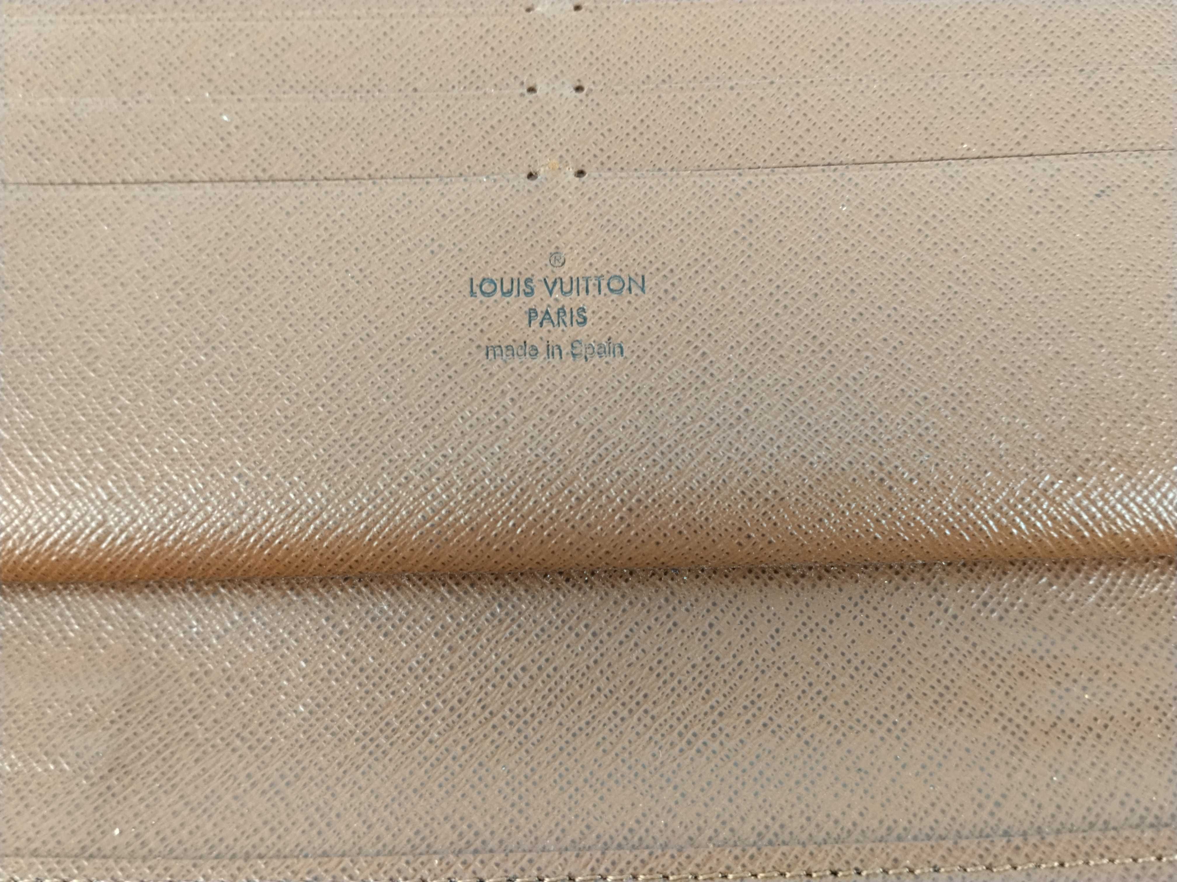 Monogram Louis Vuitton Round Zip Wallet — view 11