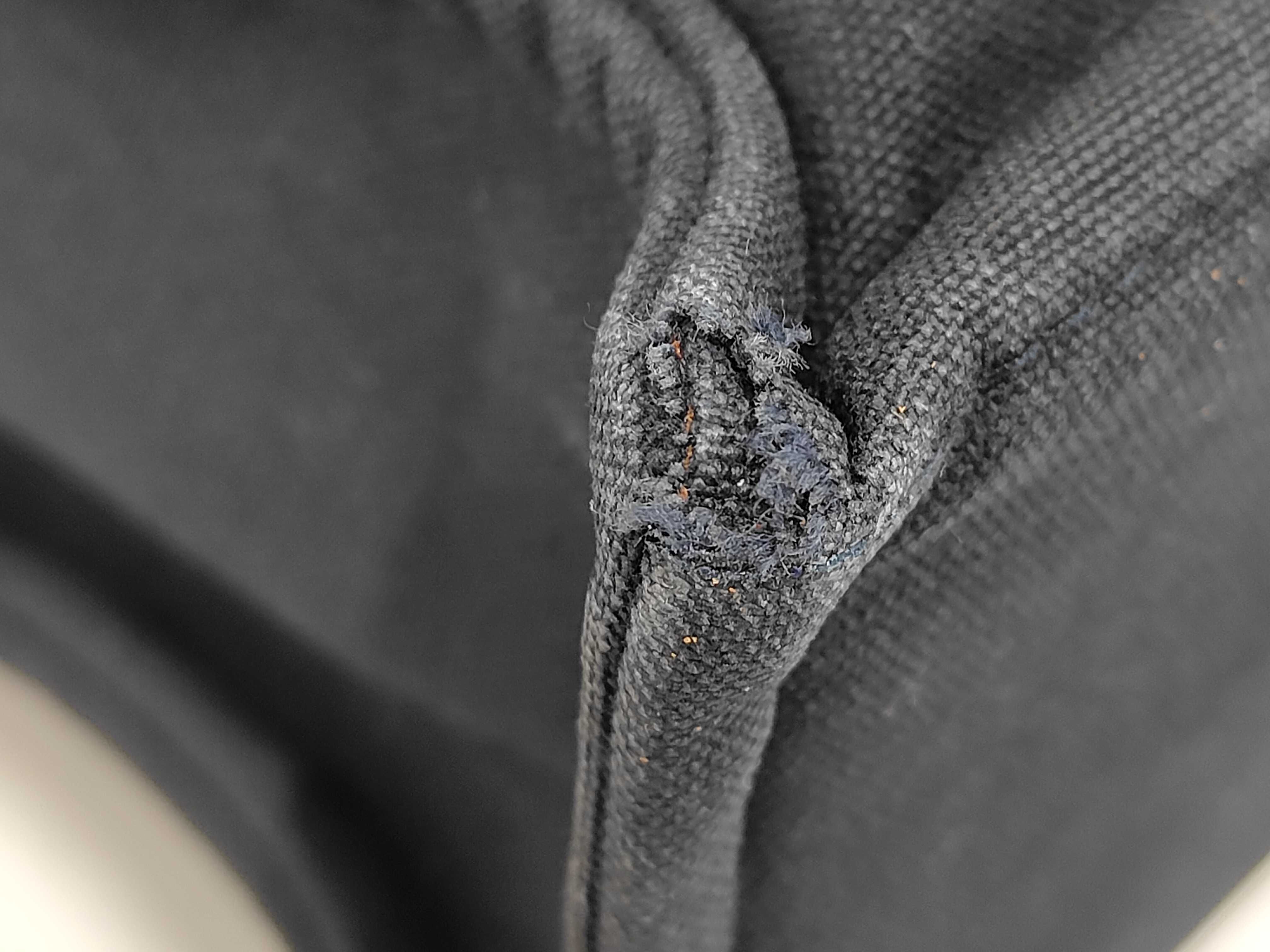 Fourre-Tout PM Navy Handbag — view 3