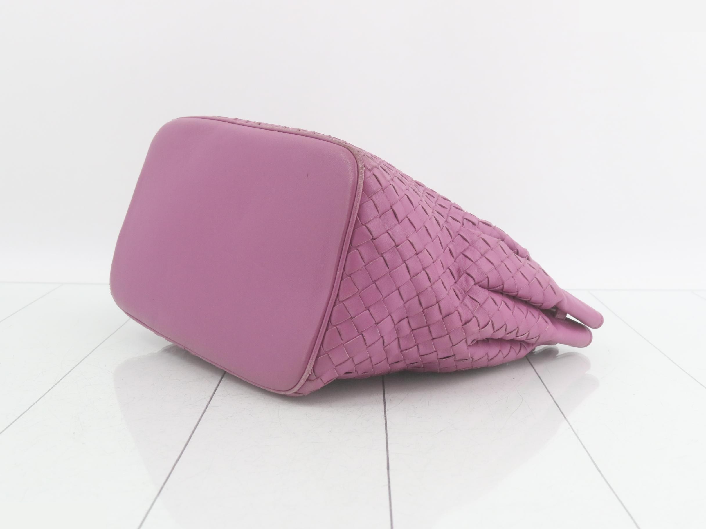 Intrecciato (bag) - Handbag - Purple — view 6