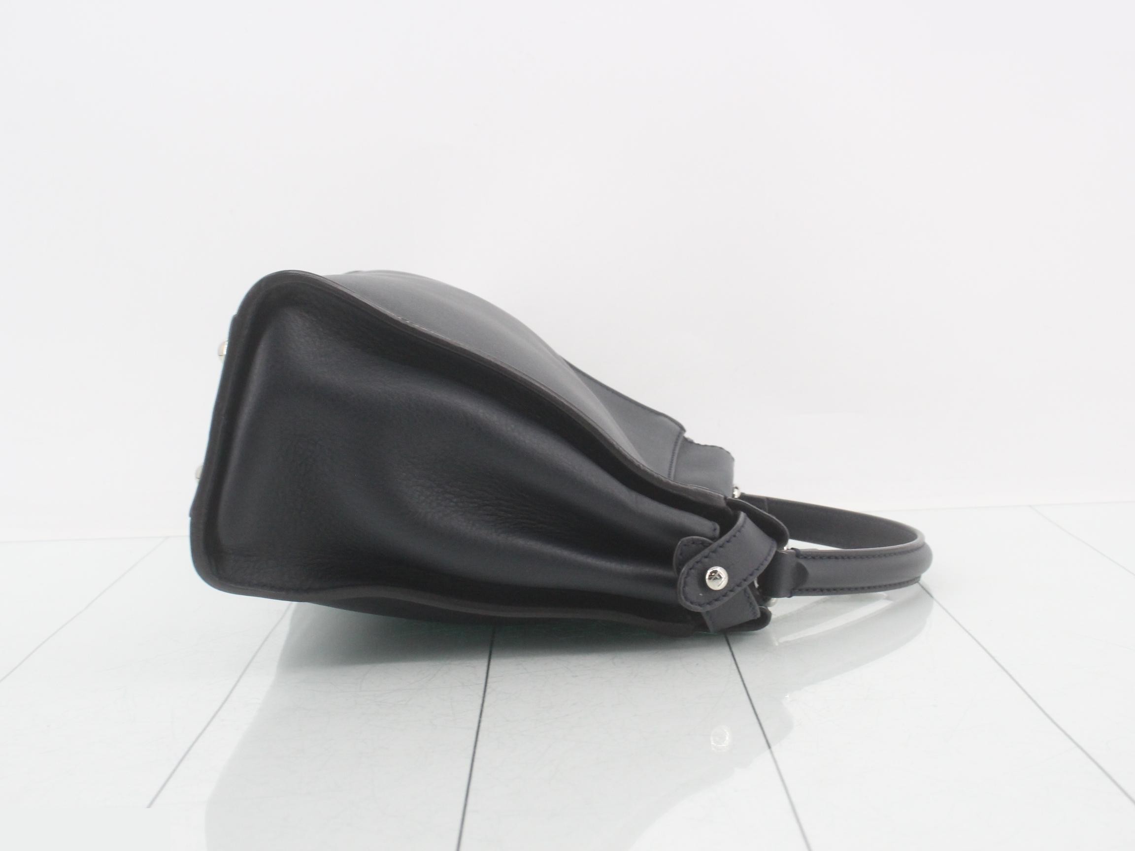 Peekaboo handbag, navy — view 3