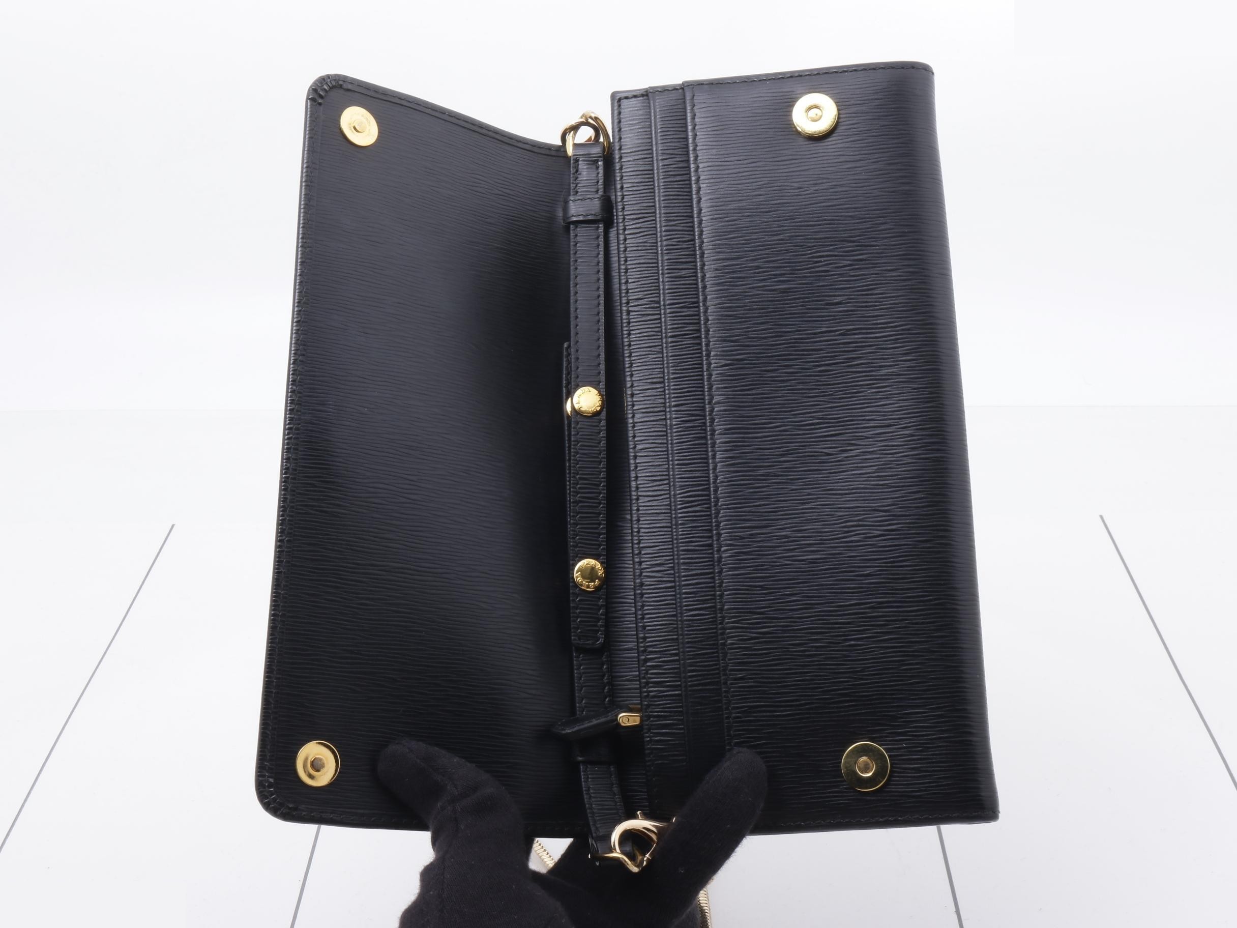 Other lines: Chain shoulder bag — view 4