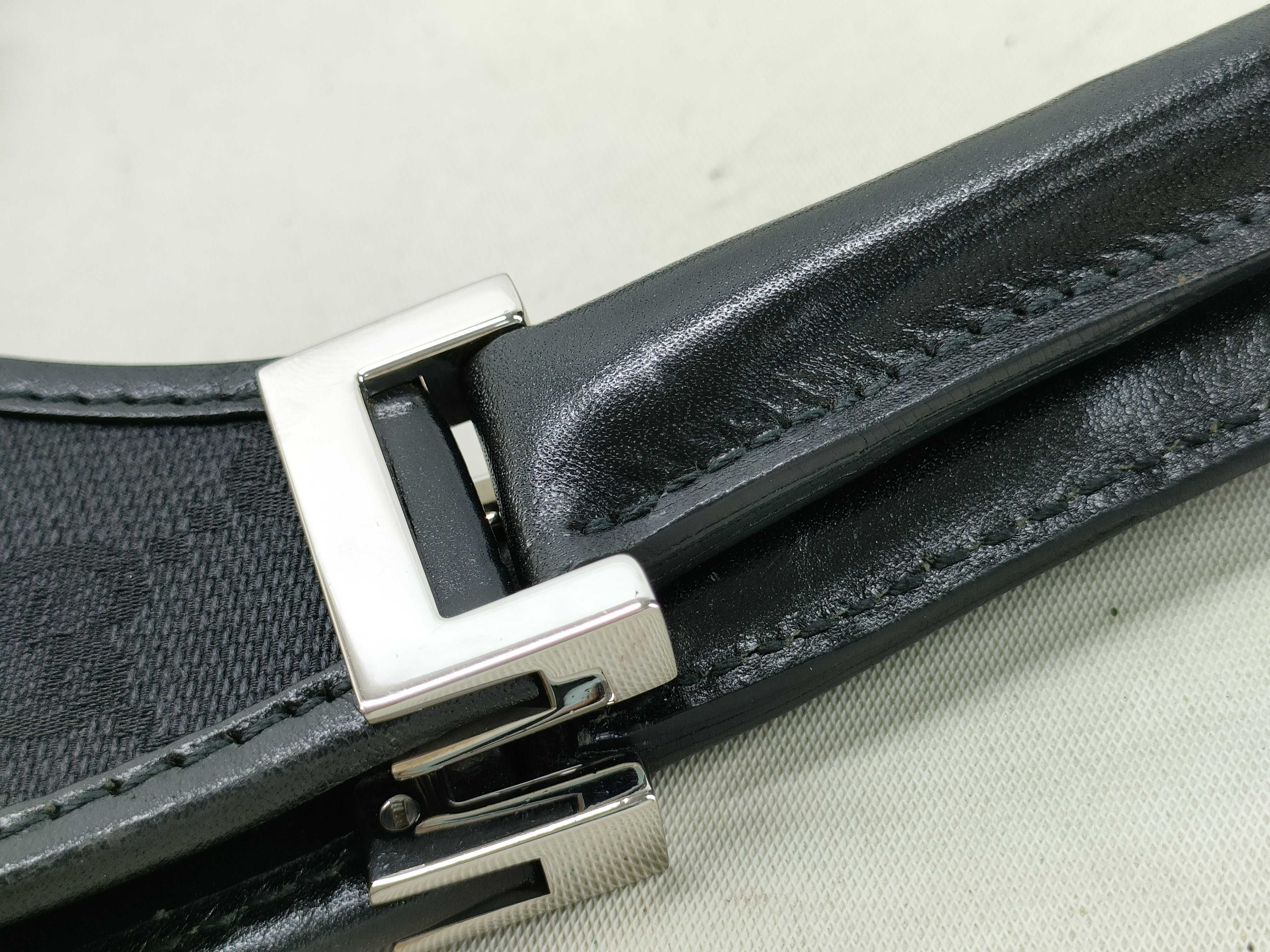 GG Canvas Handbag — view 6