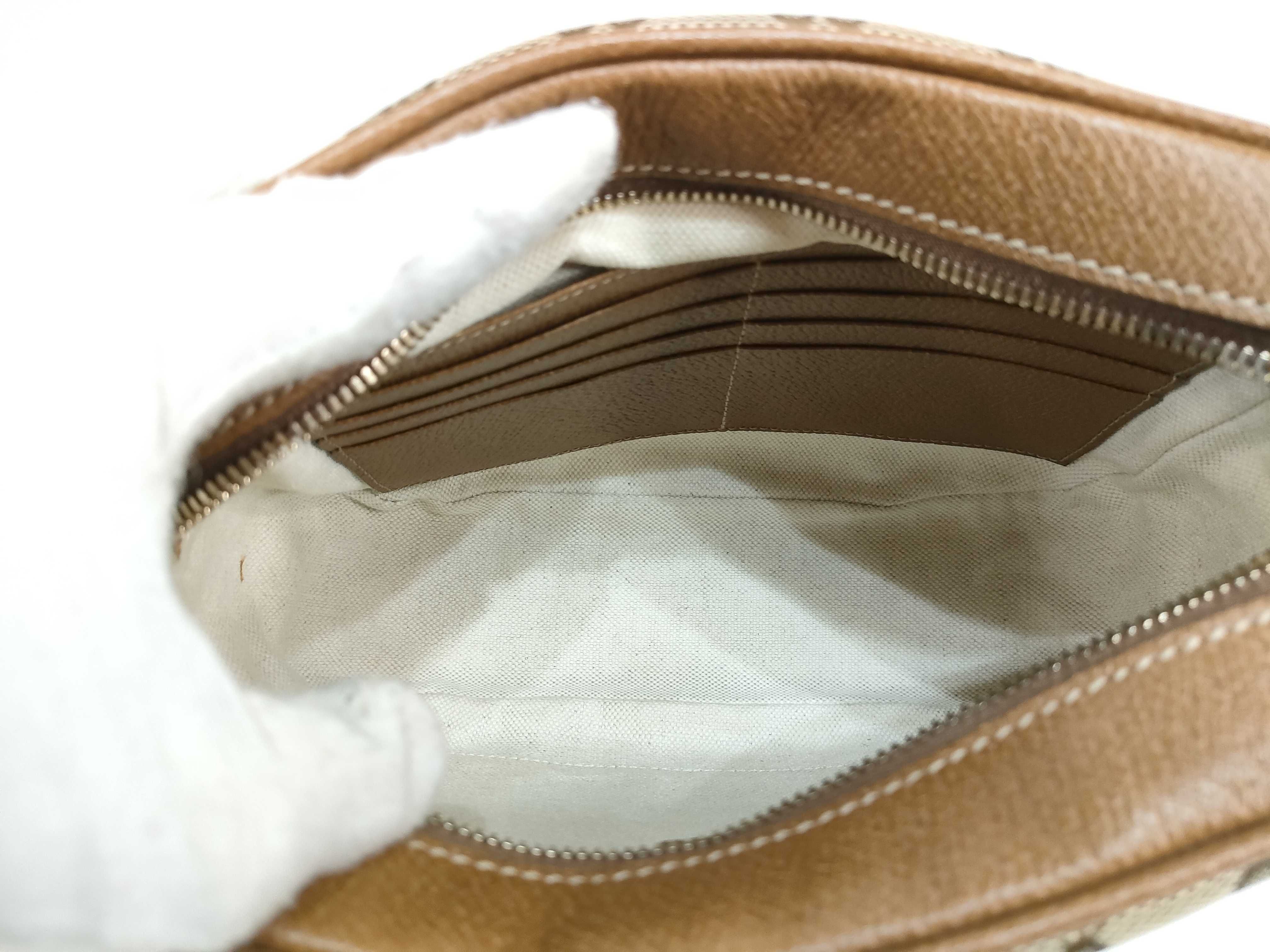 GG Canvas 387360 GG Canvas Shoulder Bag — view 11