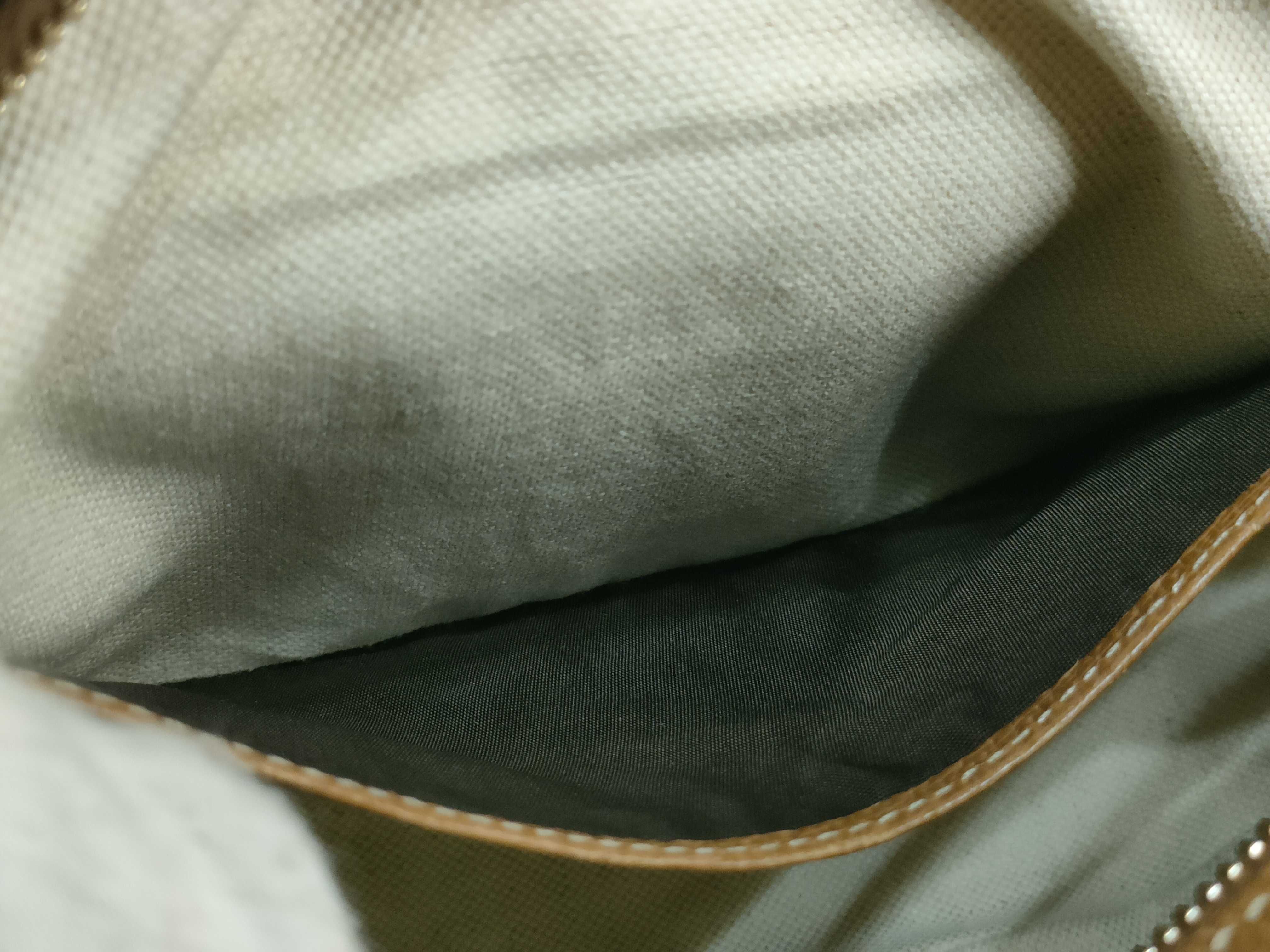 GG Canvas 387360 GG Canvas Shoulder Bag — view 15