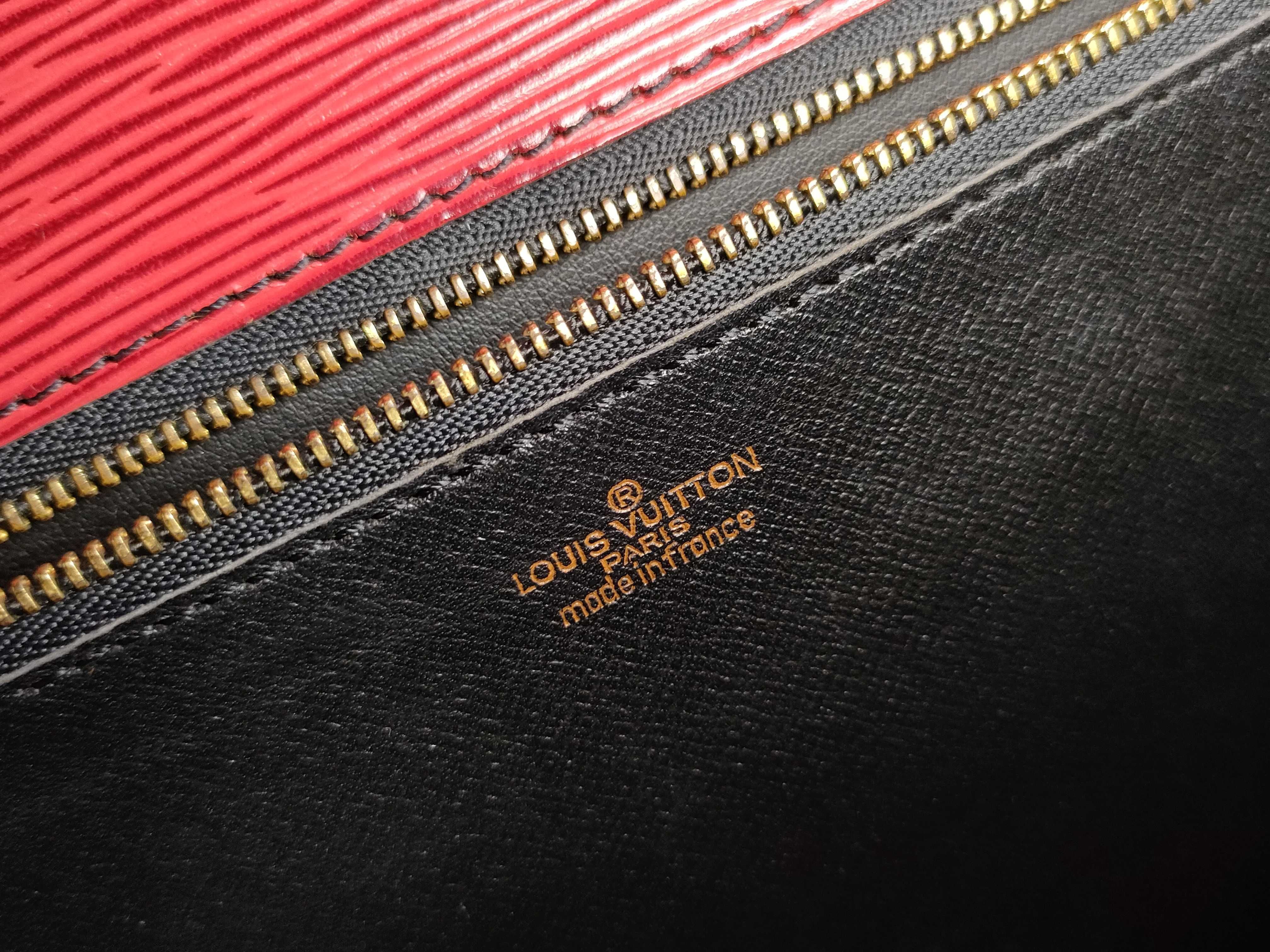 Epi Leather Business Bag M54422 MI881 — view 12