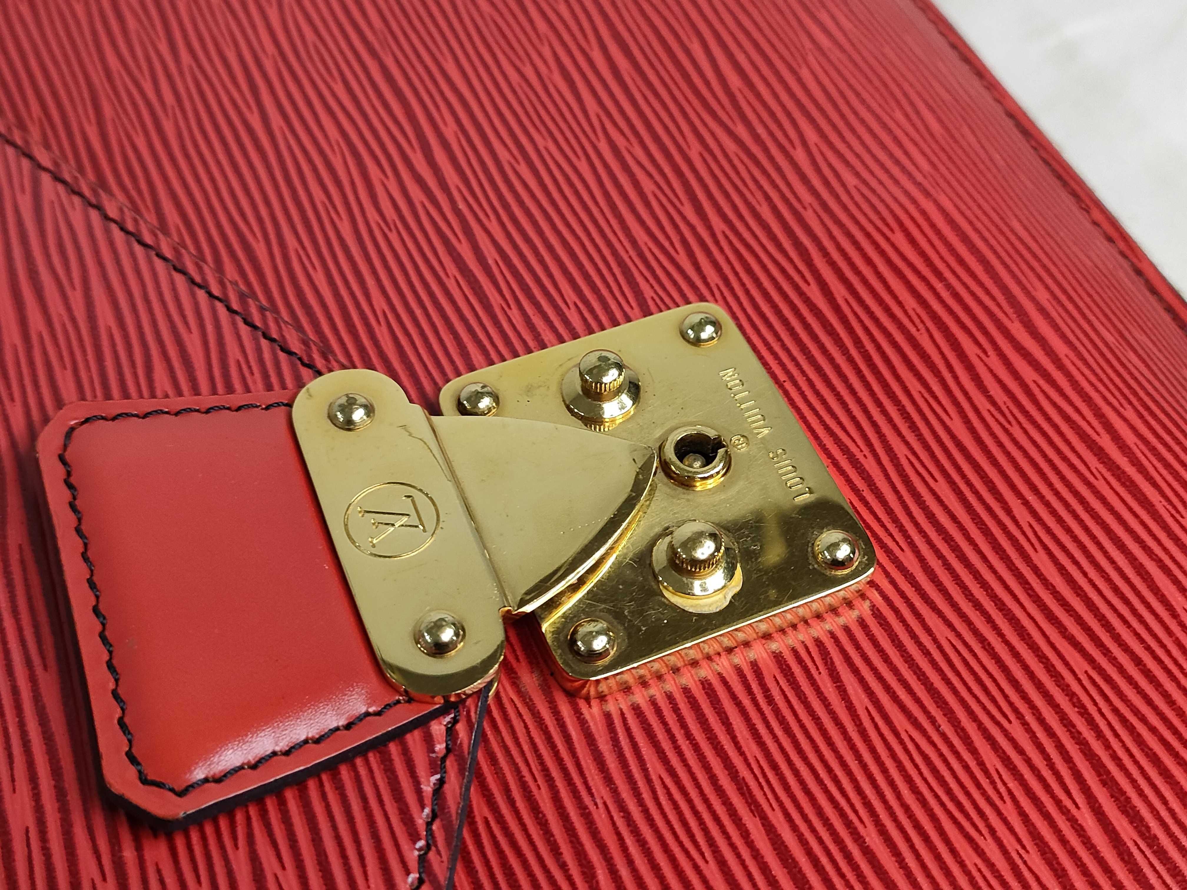Epi Leather Business Bag M54422 MI881 — view 14