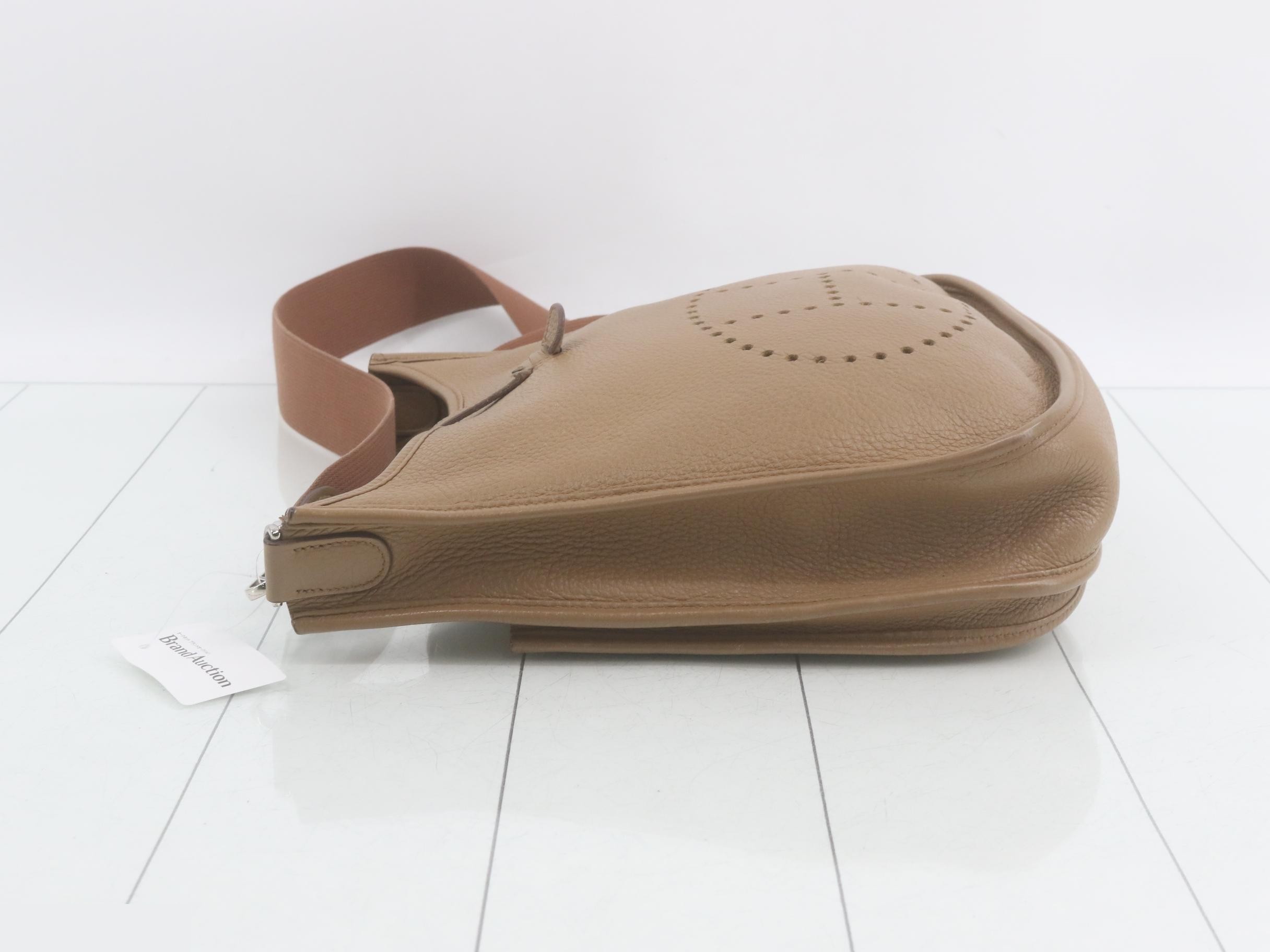Evelyn 2 L stamped shoulder bag — view 4