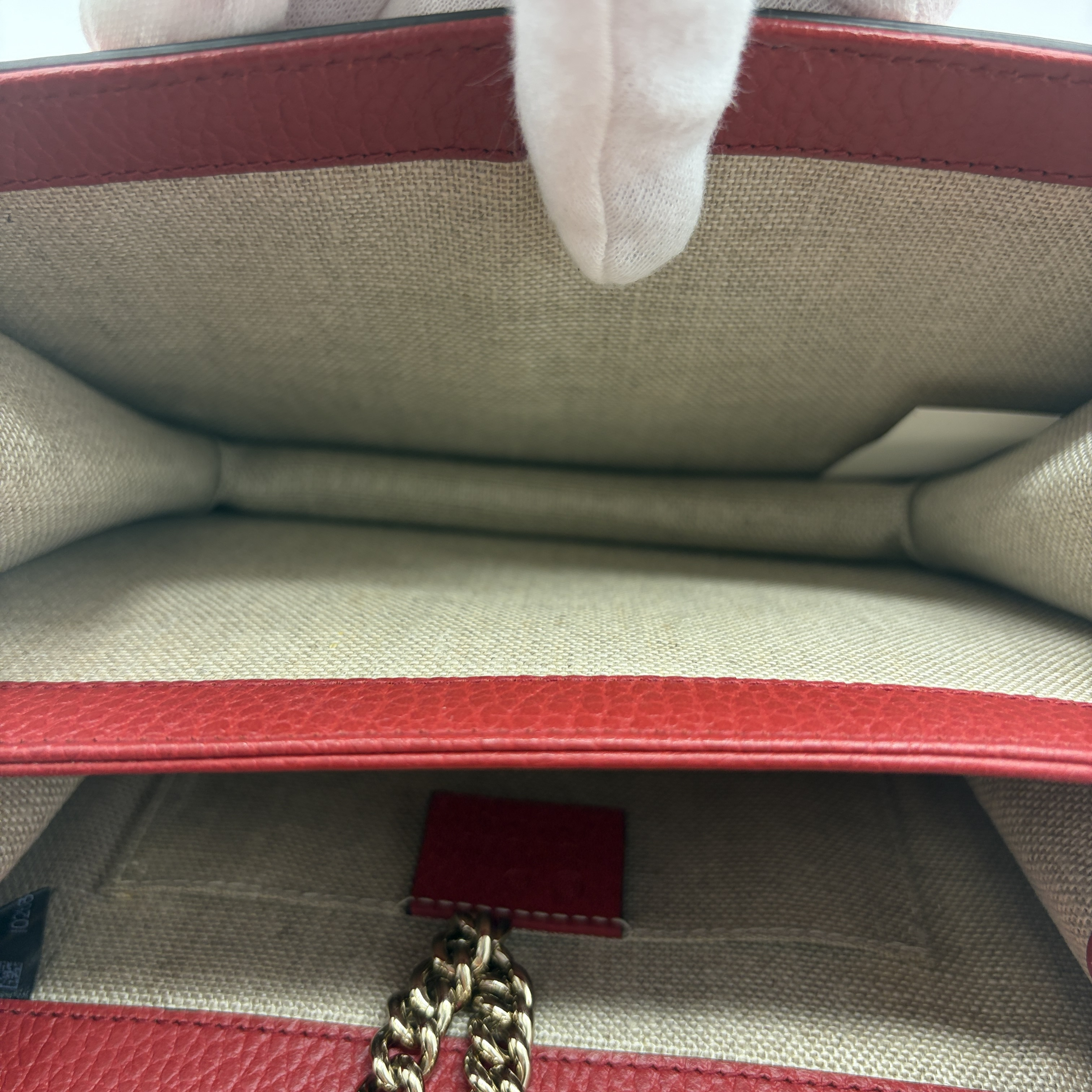 Interlocking G Shoulder Bag — view 9