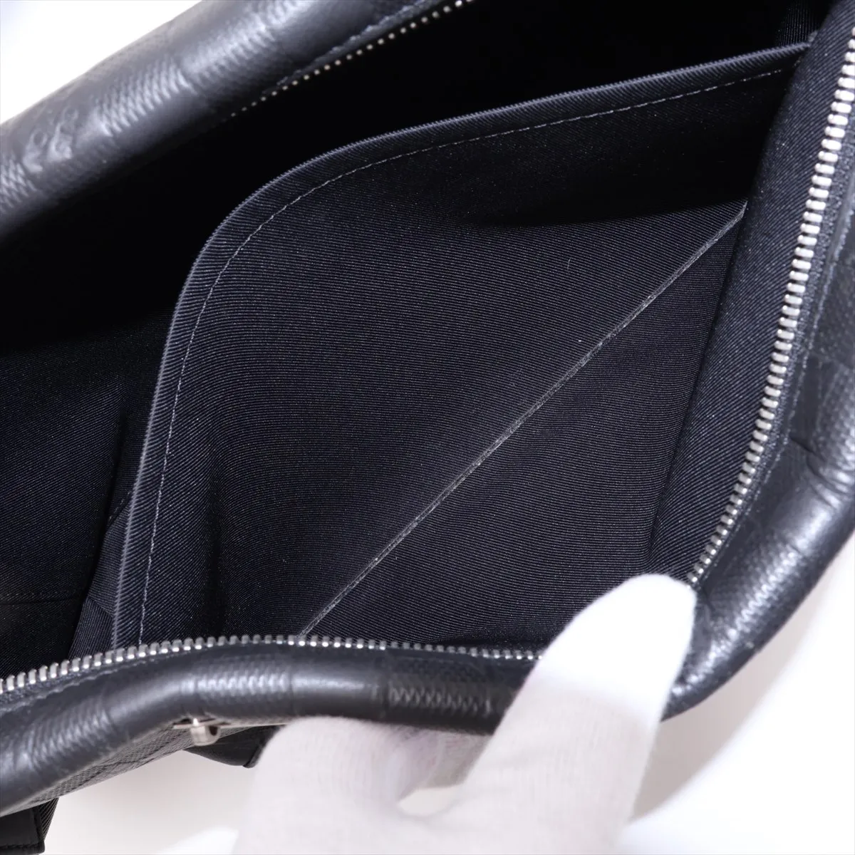 Damier Infini Discovery Messenger PM N42415 CA3189 Black — view 7