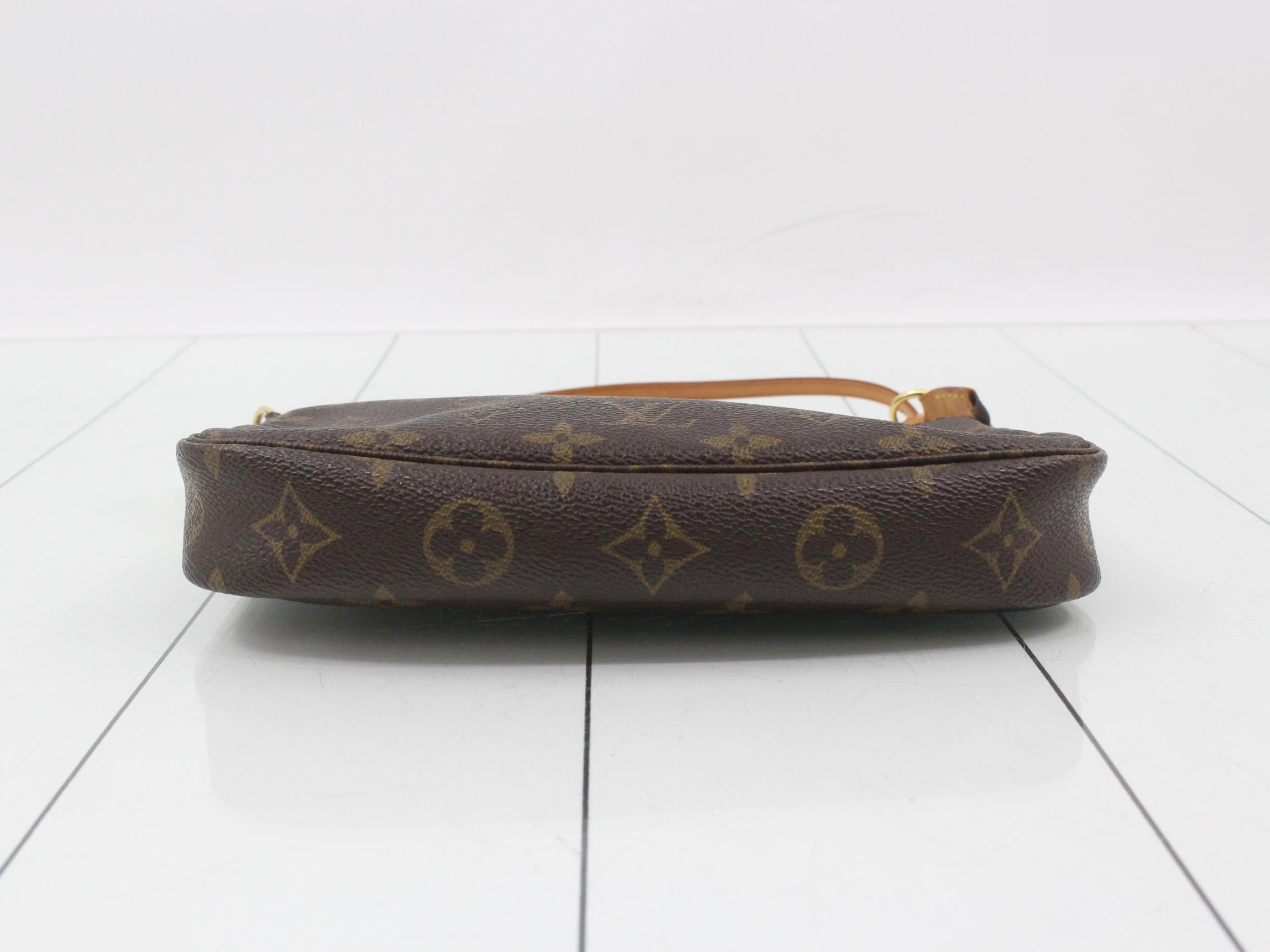 Pochette Accessoires (old model) — view 3