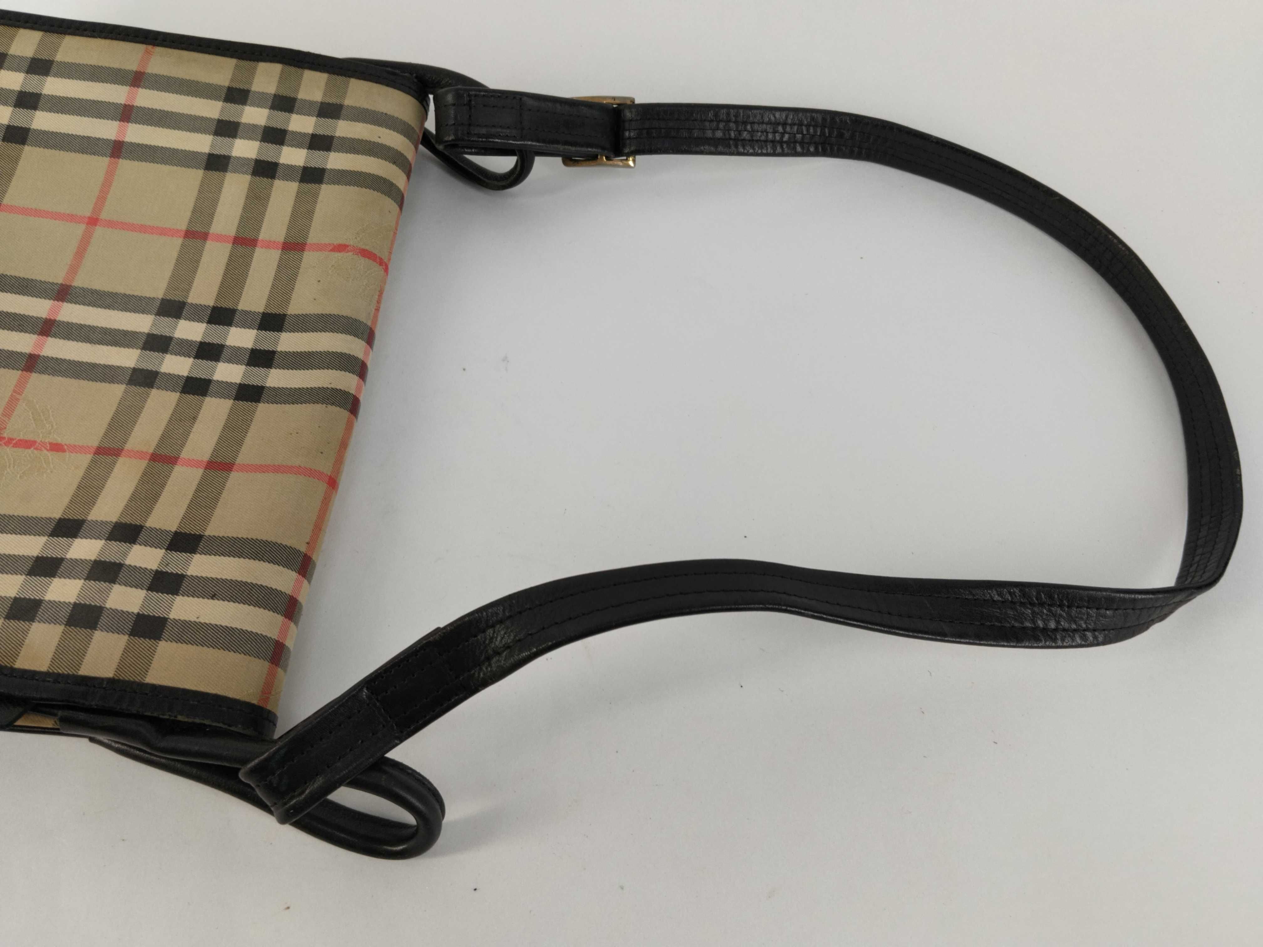 Nova Check Logo Shoulder Bag — view 3