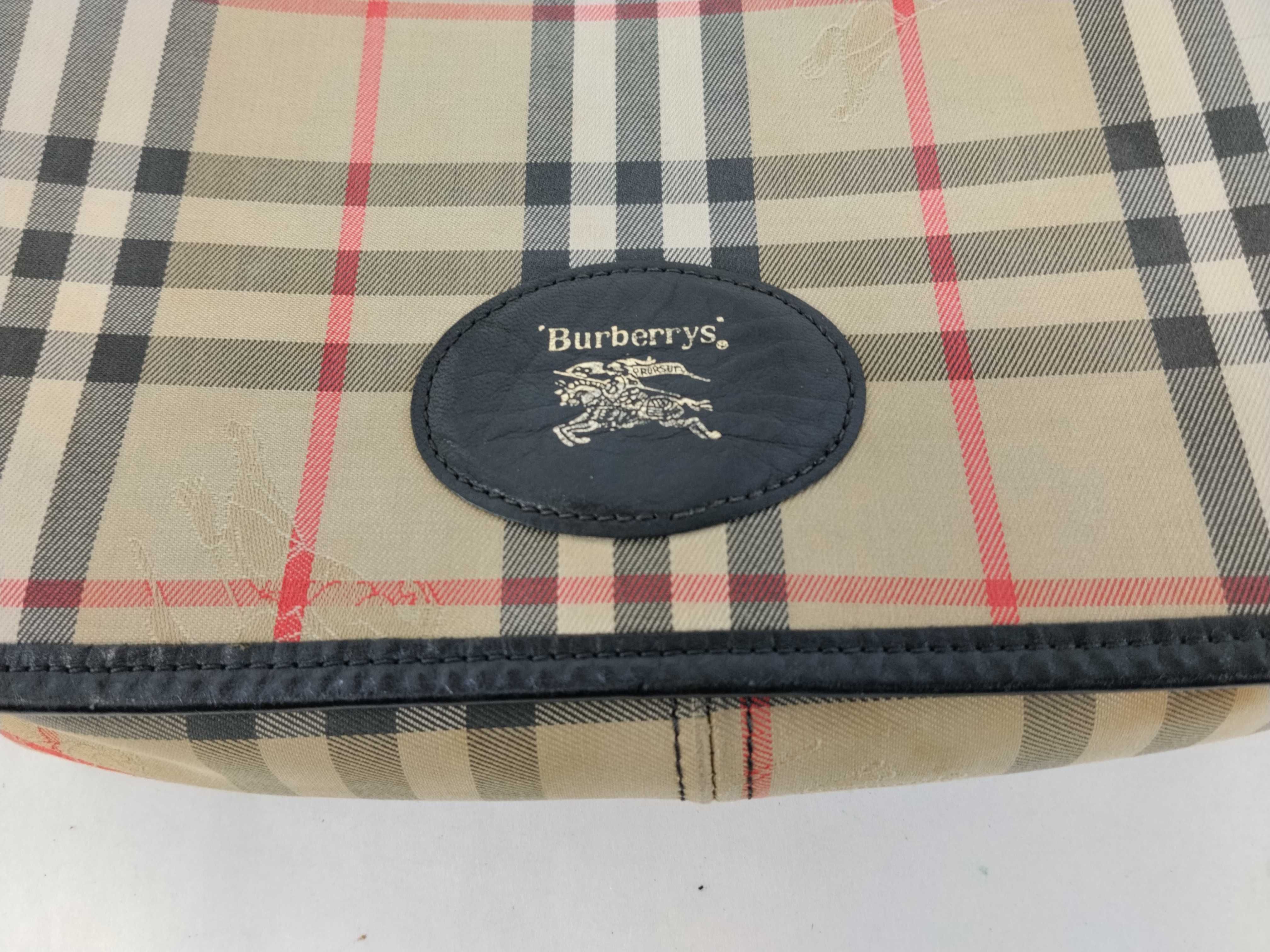 Nova Check Logo Shoulder Bag — view 8