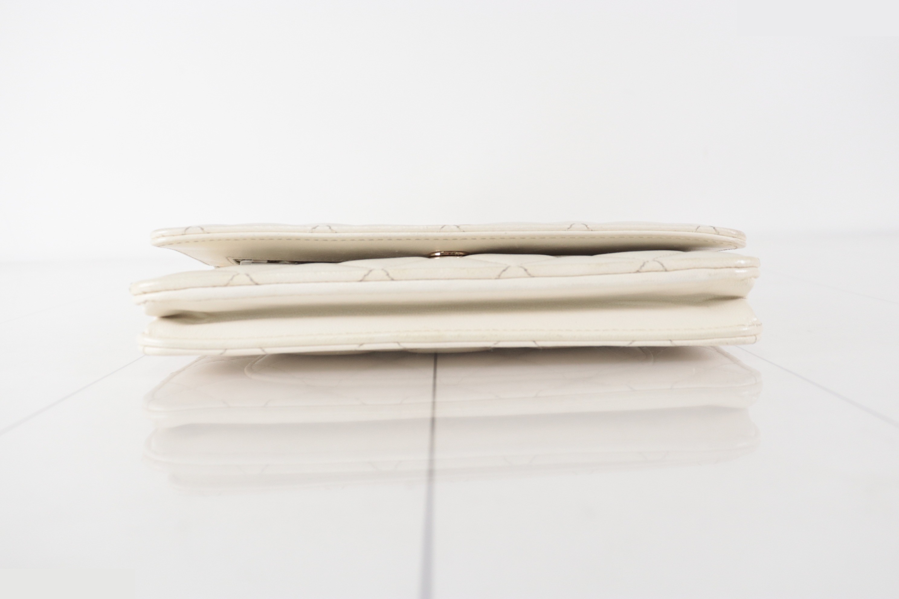 Coco Mark Lamb Chain Wallet, White, IC Plate — view 7