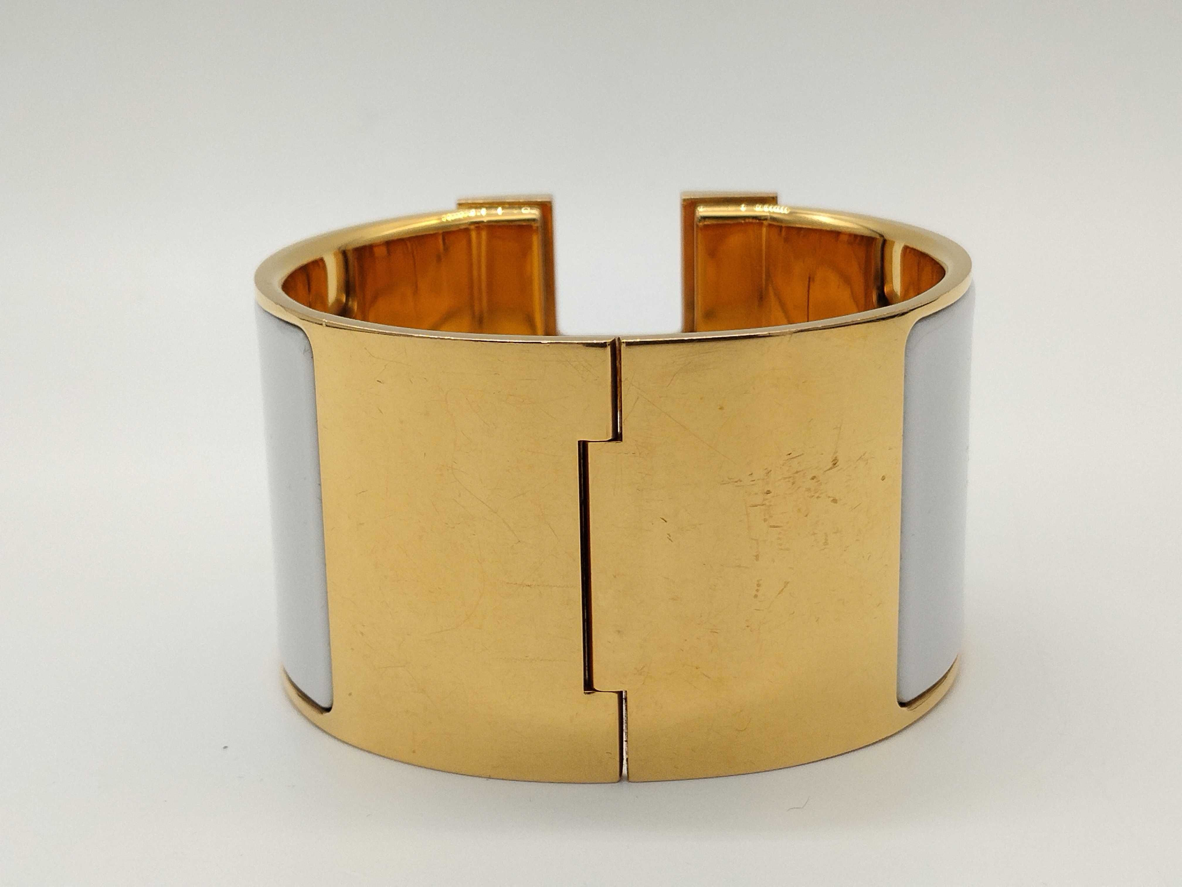 Hermès Clic Clac Gold Bracelet Bracelet/Bangle — view 2