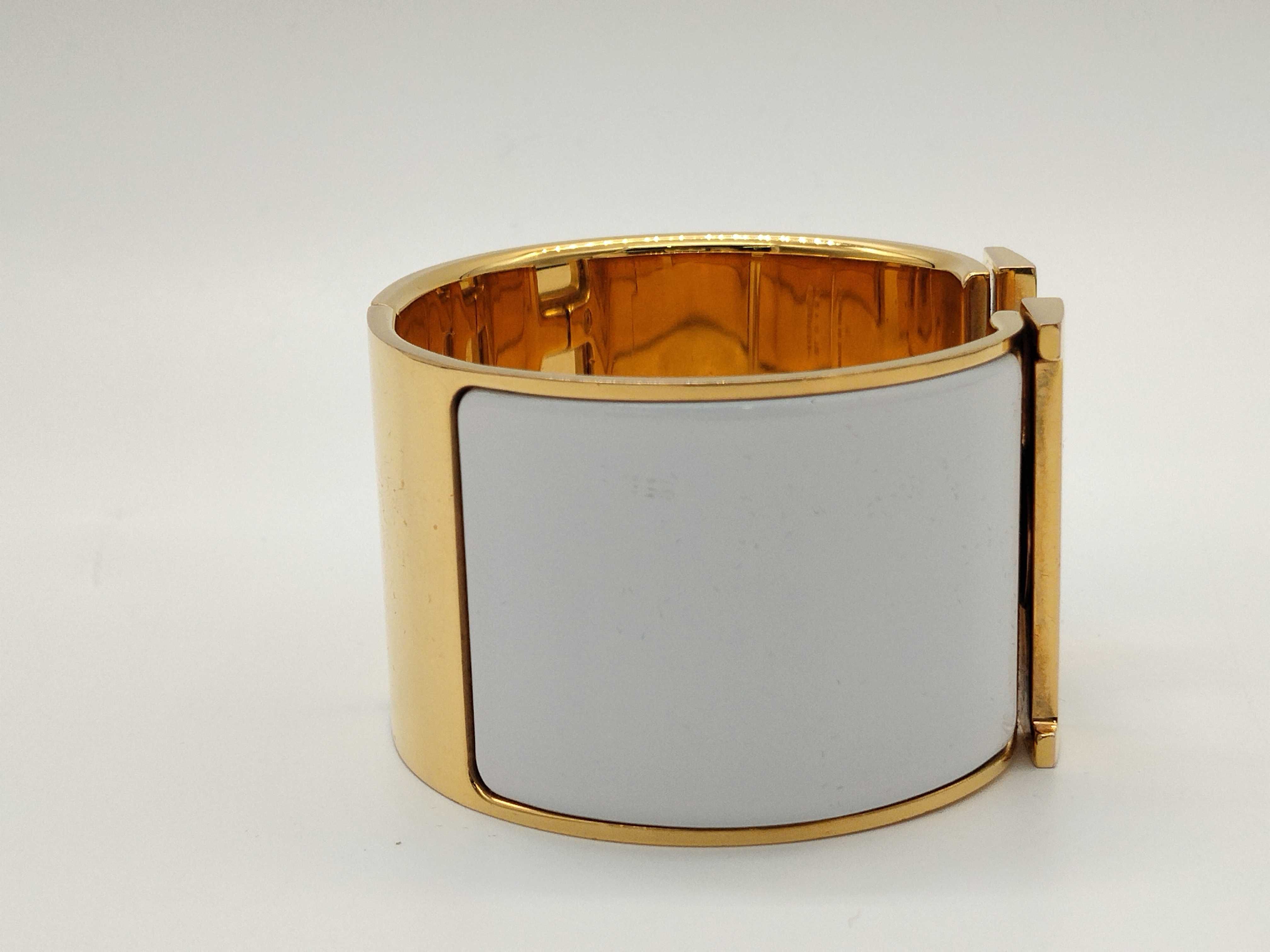 Hermès Clic Clac Gold Bracelet Bracelet/Bangle — view 4