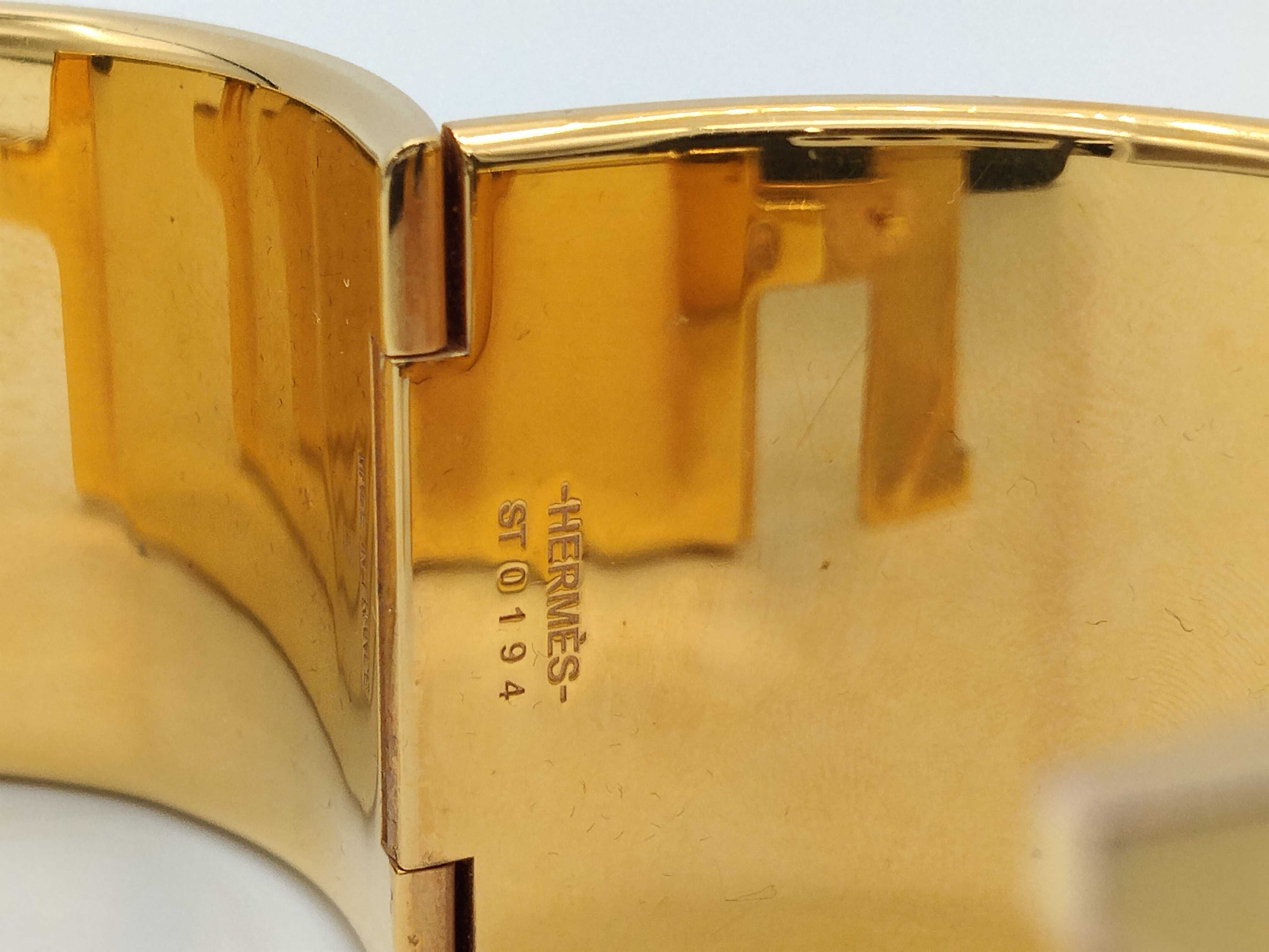 Hermès Clic Clac Gold Bracelet Bracelet/Bangle — view 8