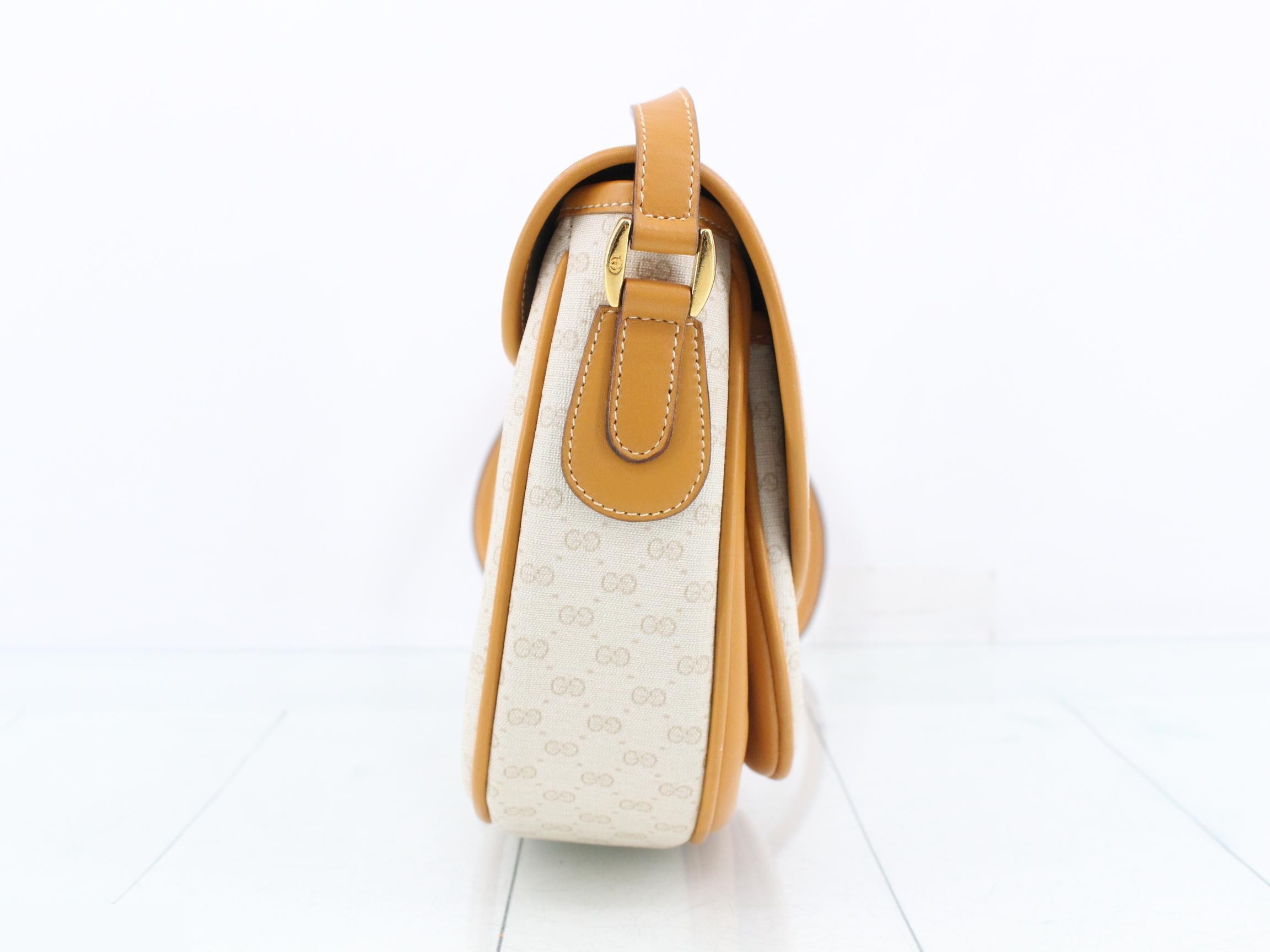 GG Canvas (Bag) - Shoulder Bag — view 4