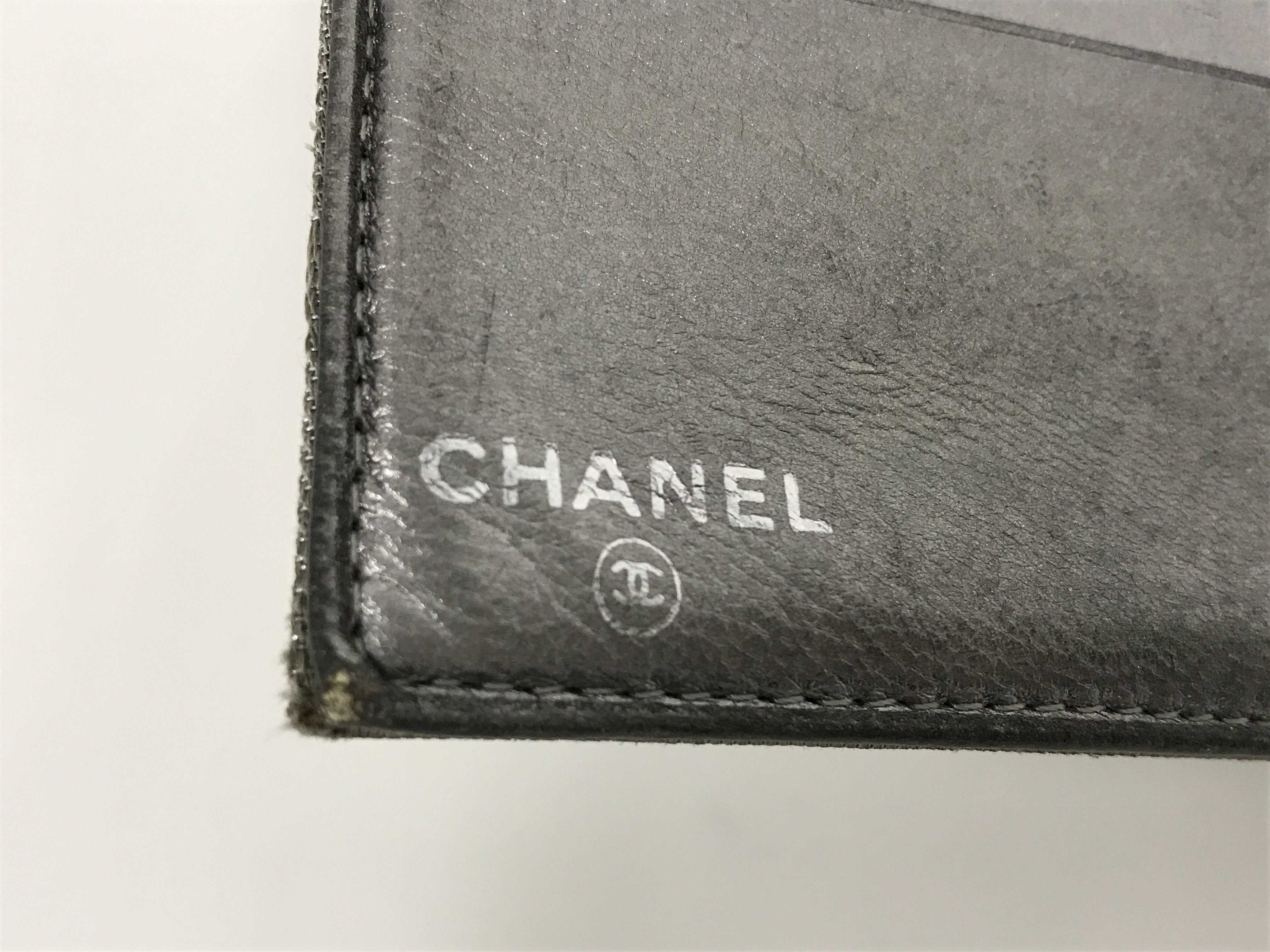 wallet — view 3