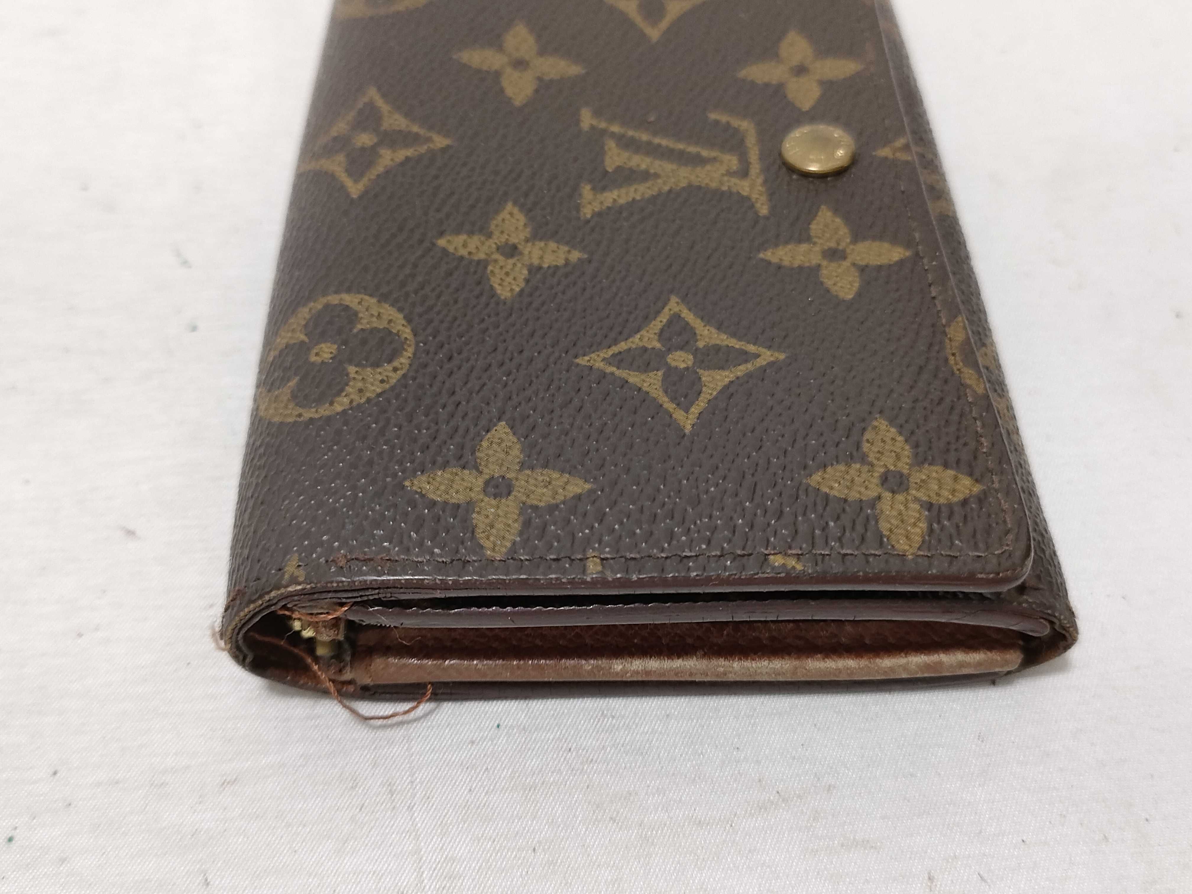 Monogram M61730 Portemonnaie Billet Trésor Folding Wallet — view 5