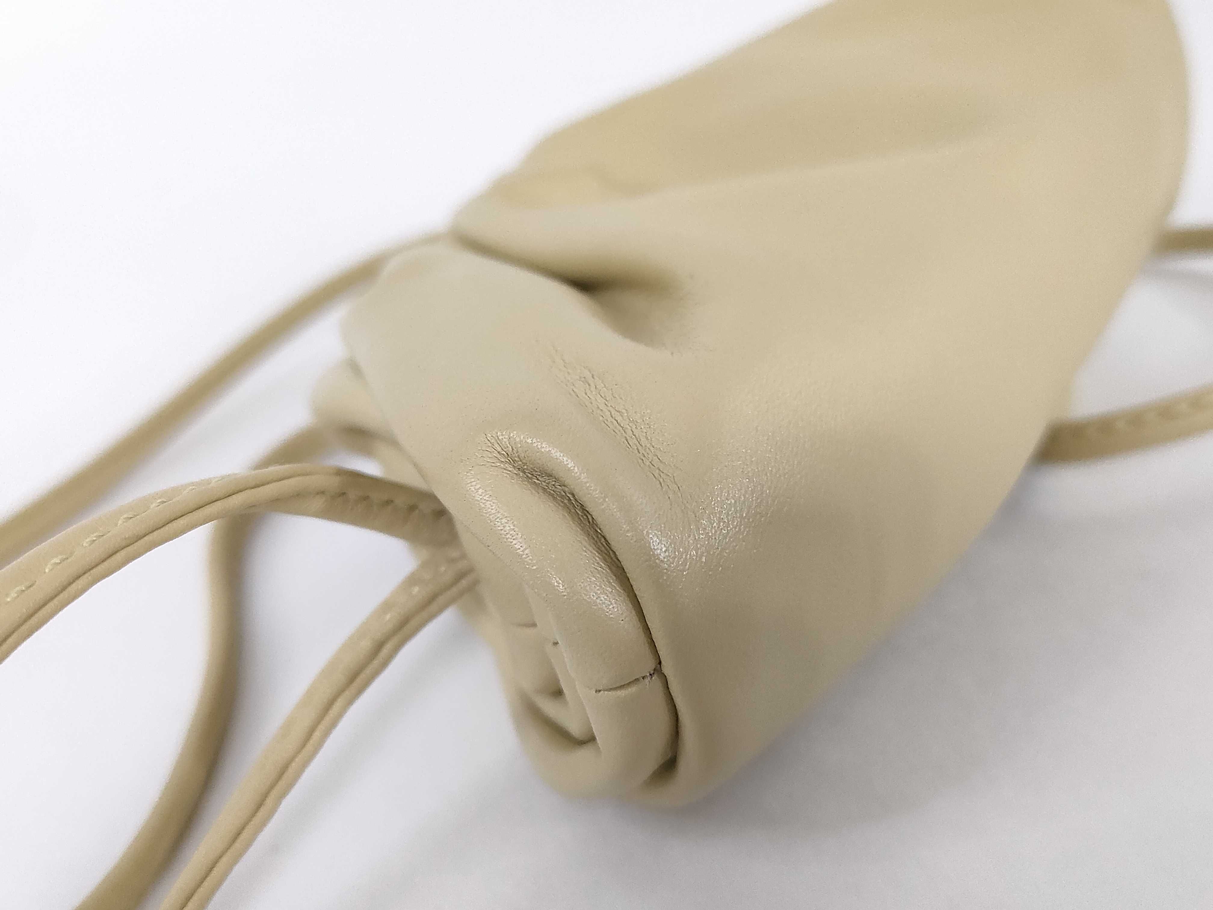 The Pouch Shoulder Bag (Beige, Clasp Closure) — view 5