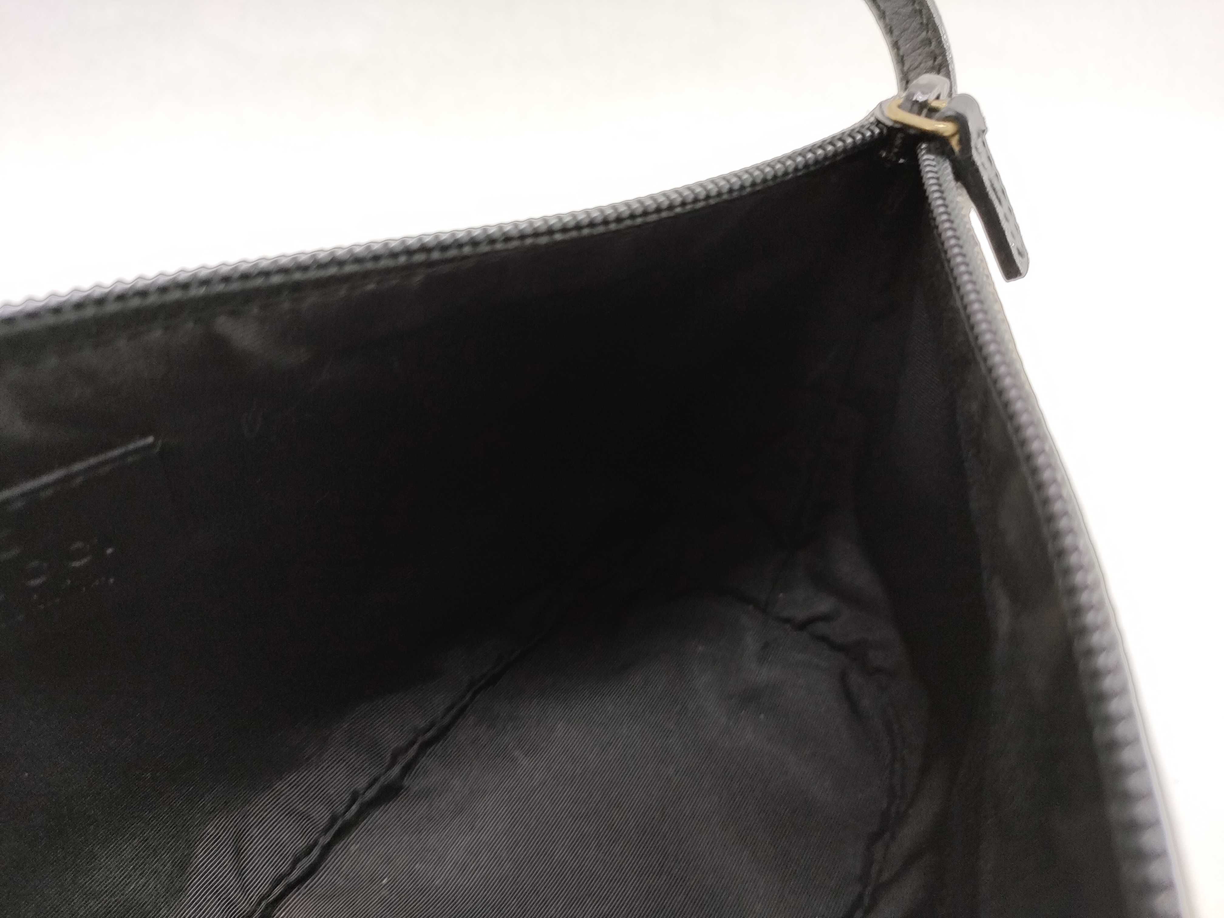 GG Canvas / Handbag / Canvas Handbag — view 9