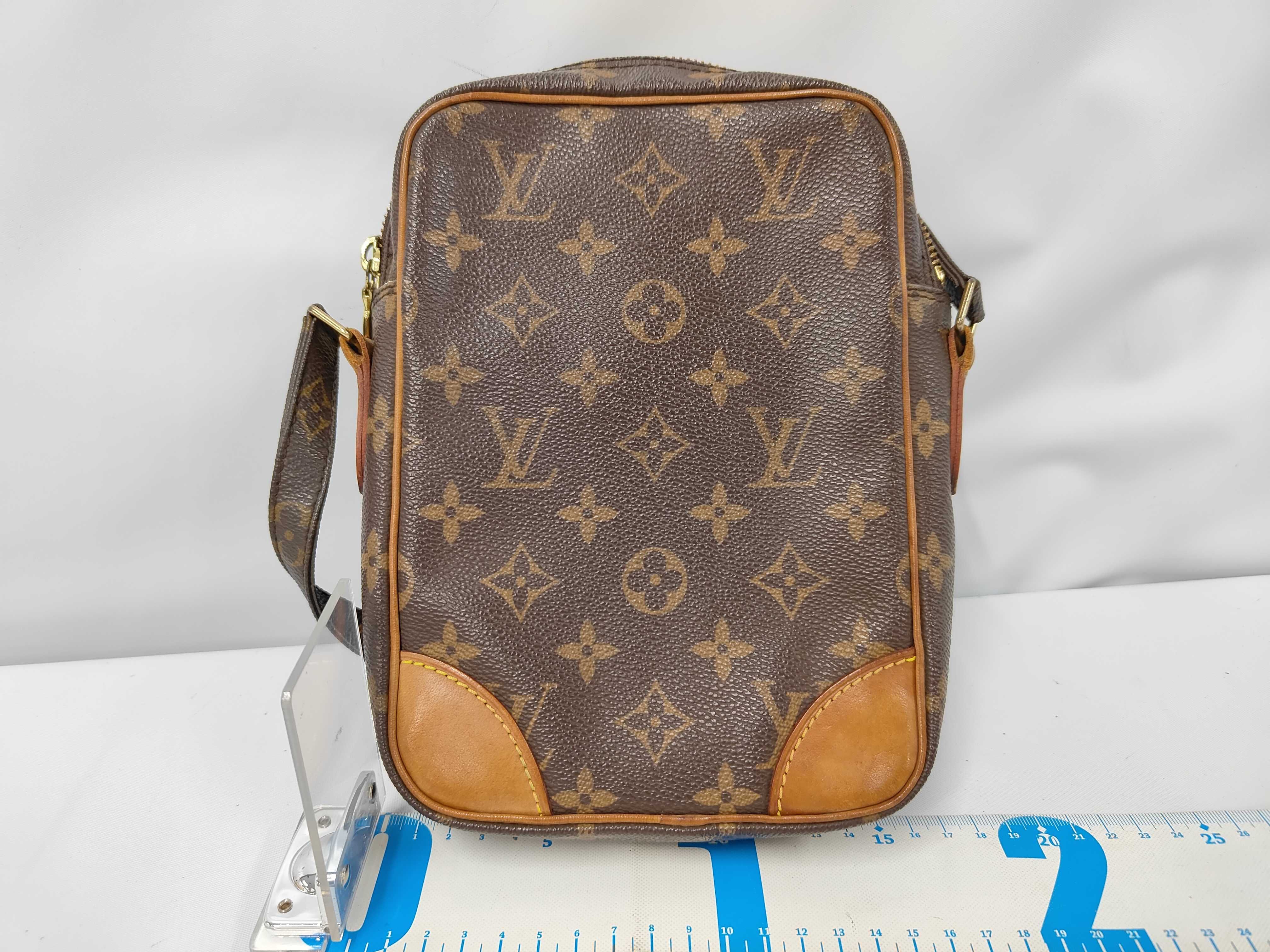 Danube Monogram M45266 Shoulder Bag — view 2