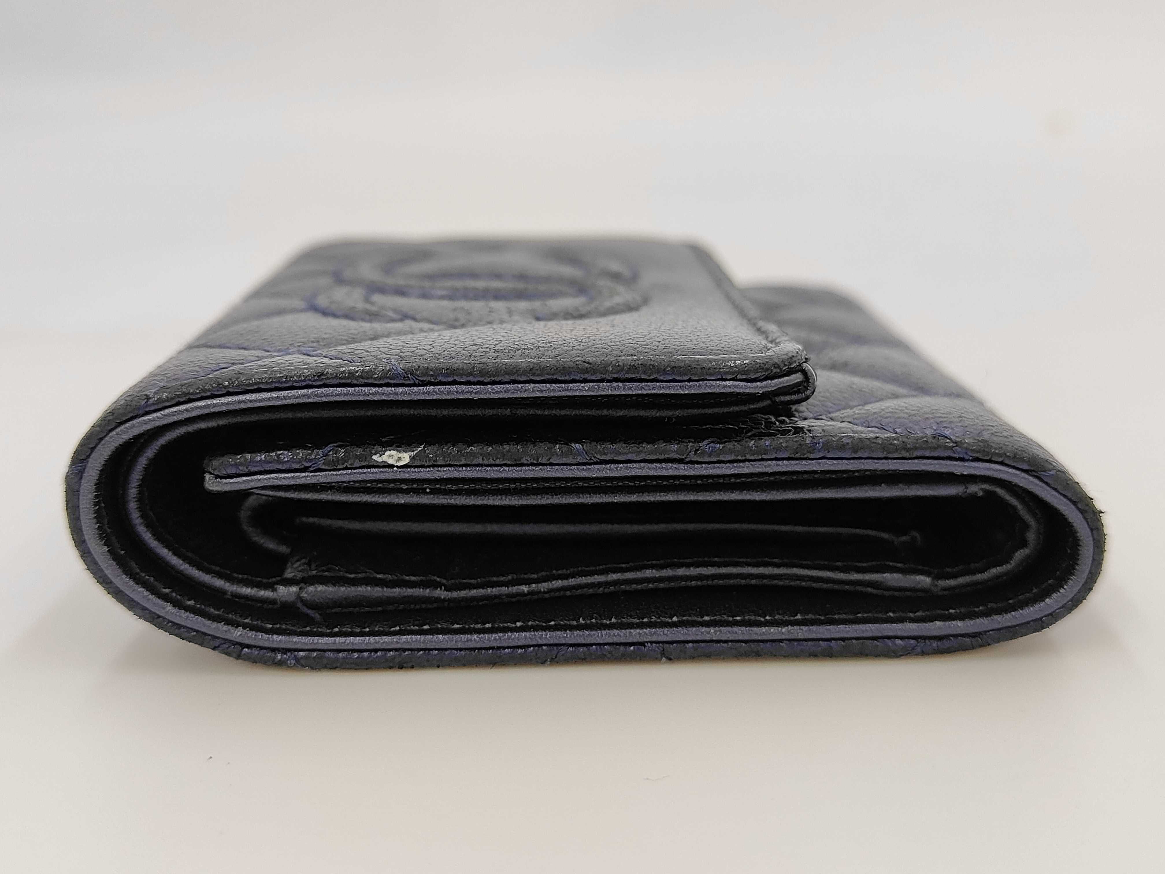 bi-fold wallet, serial number 24, with seal guarantee. — view 5