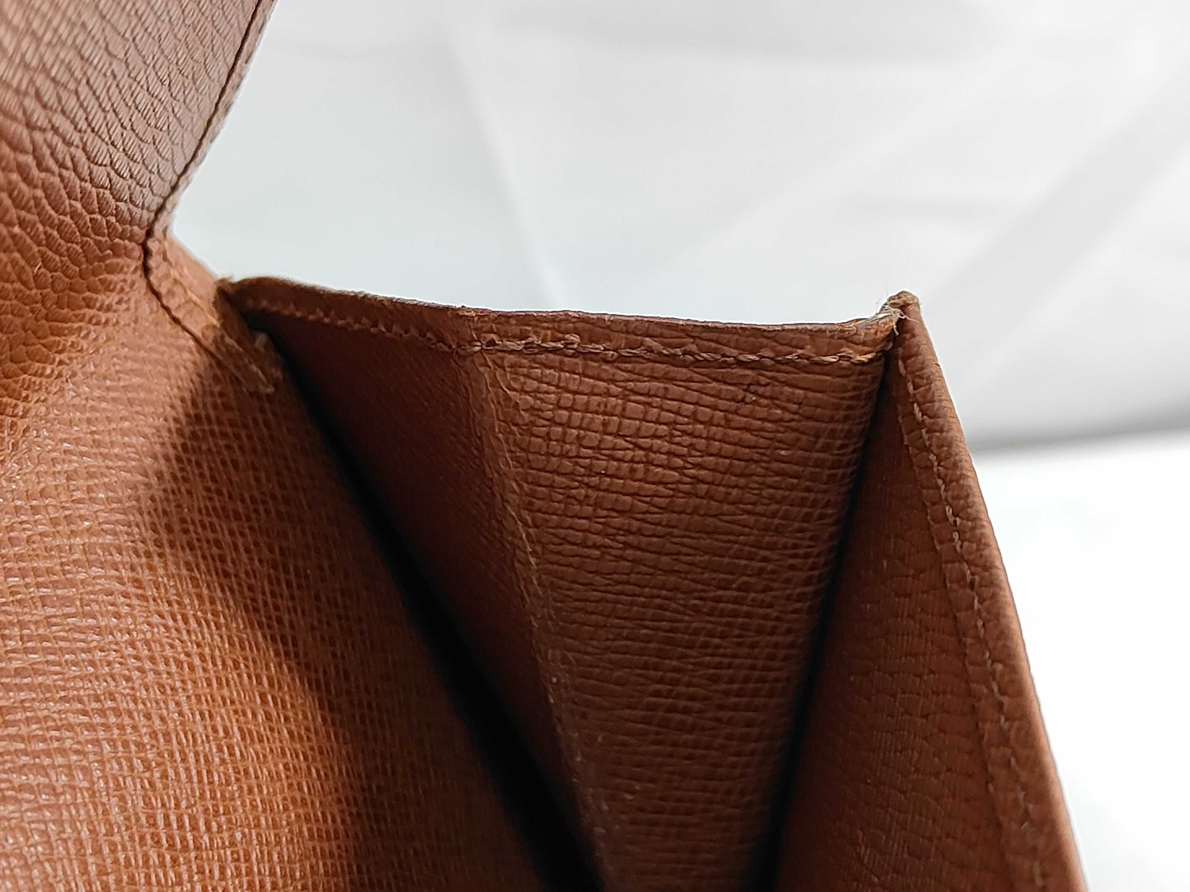 Monogram Portefeuille Tresor International Long Wallet — view 9