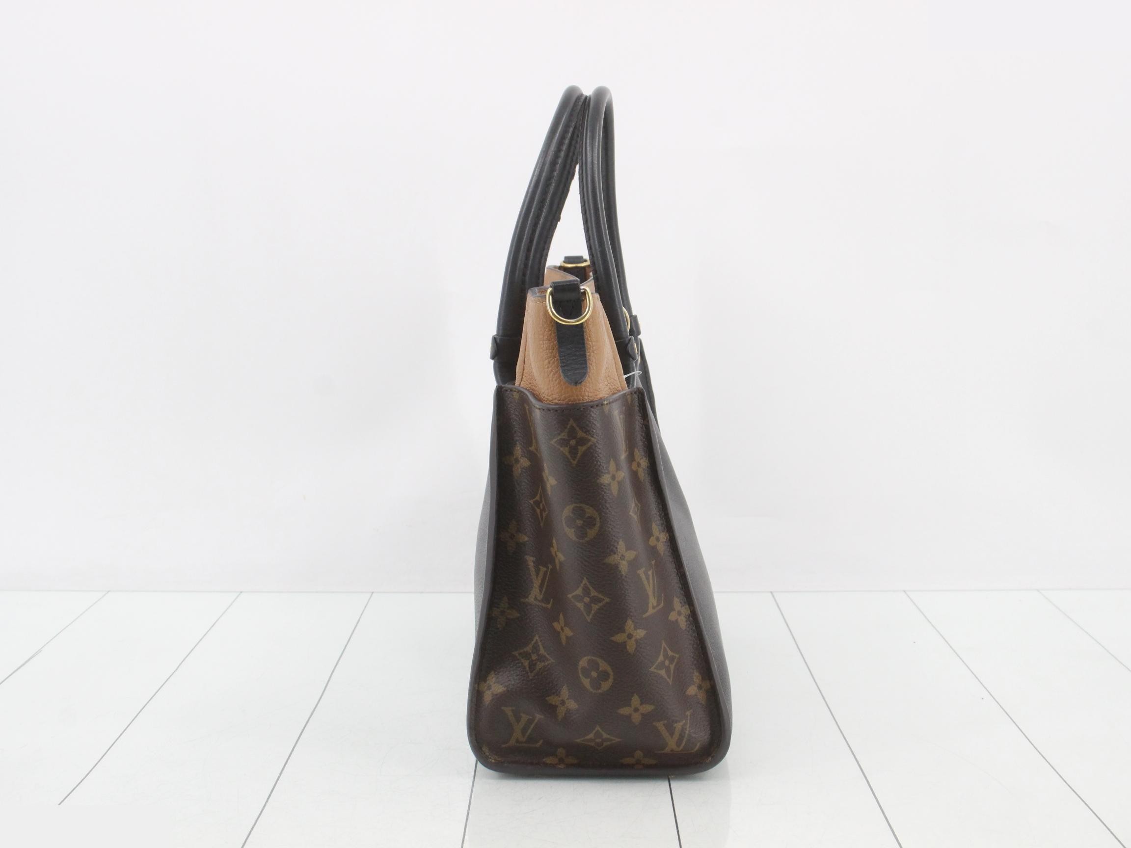 On My Side MM 2-Way Tote Bag — view 4