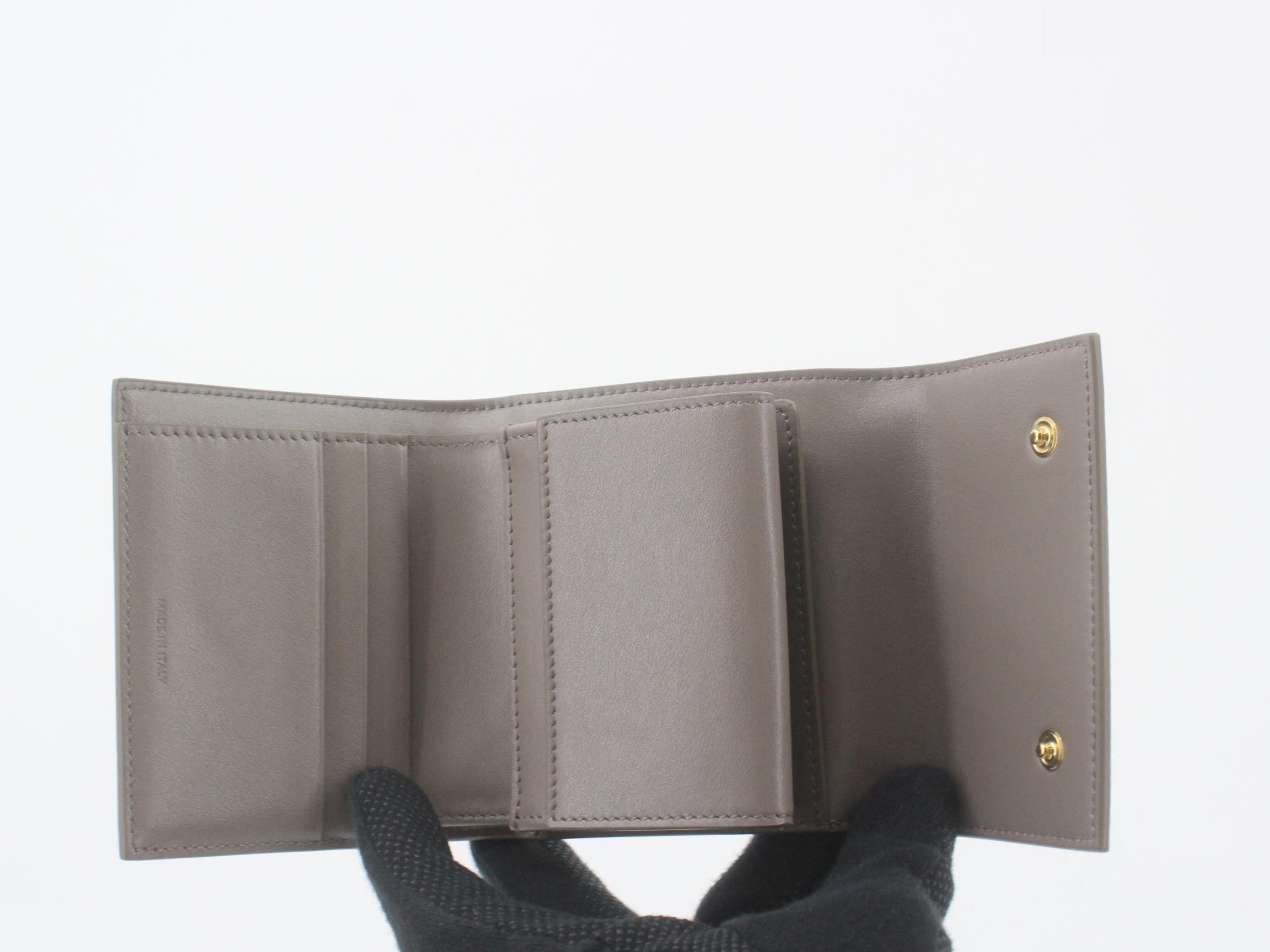 Small Trifold Compact Wallet, Unused, Gray — view 4