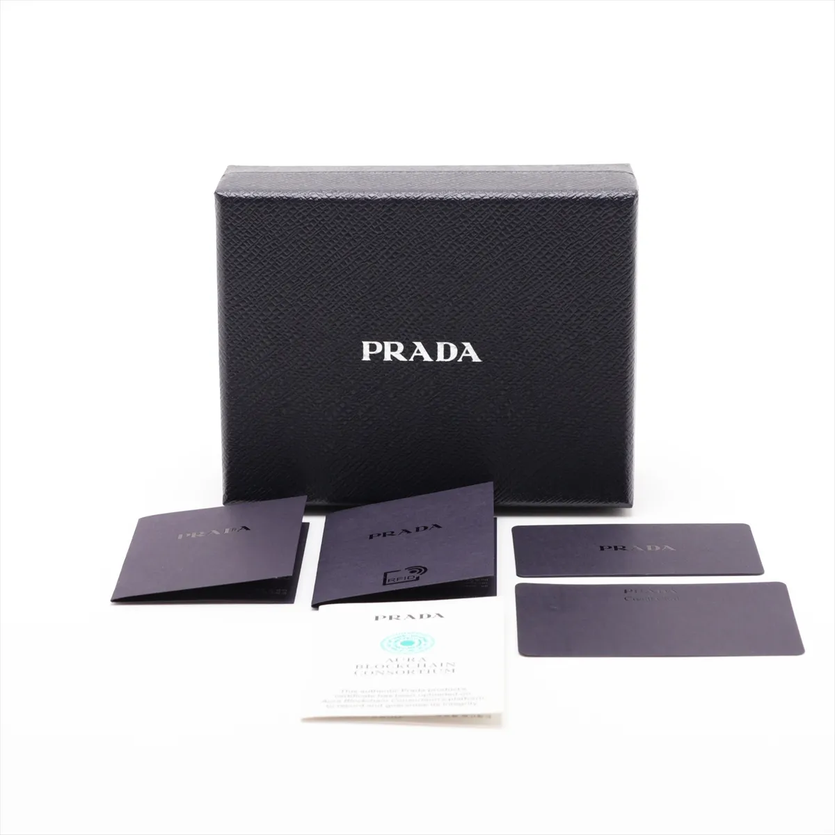 1ML018 Soft Grain Leather Compact Wallet, Black — view 8