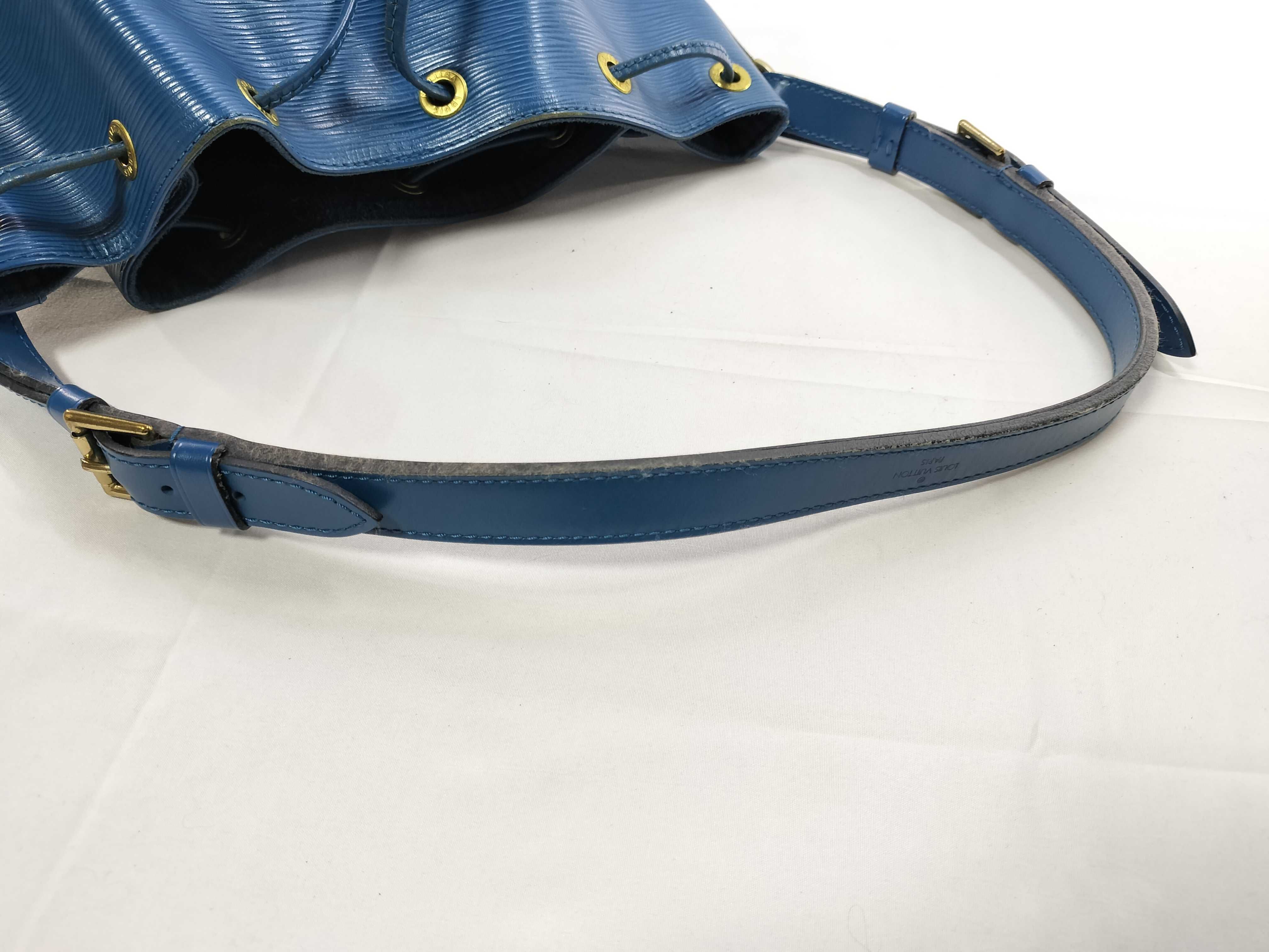 Epi Noé Shoulder Bag — view 3
