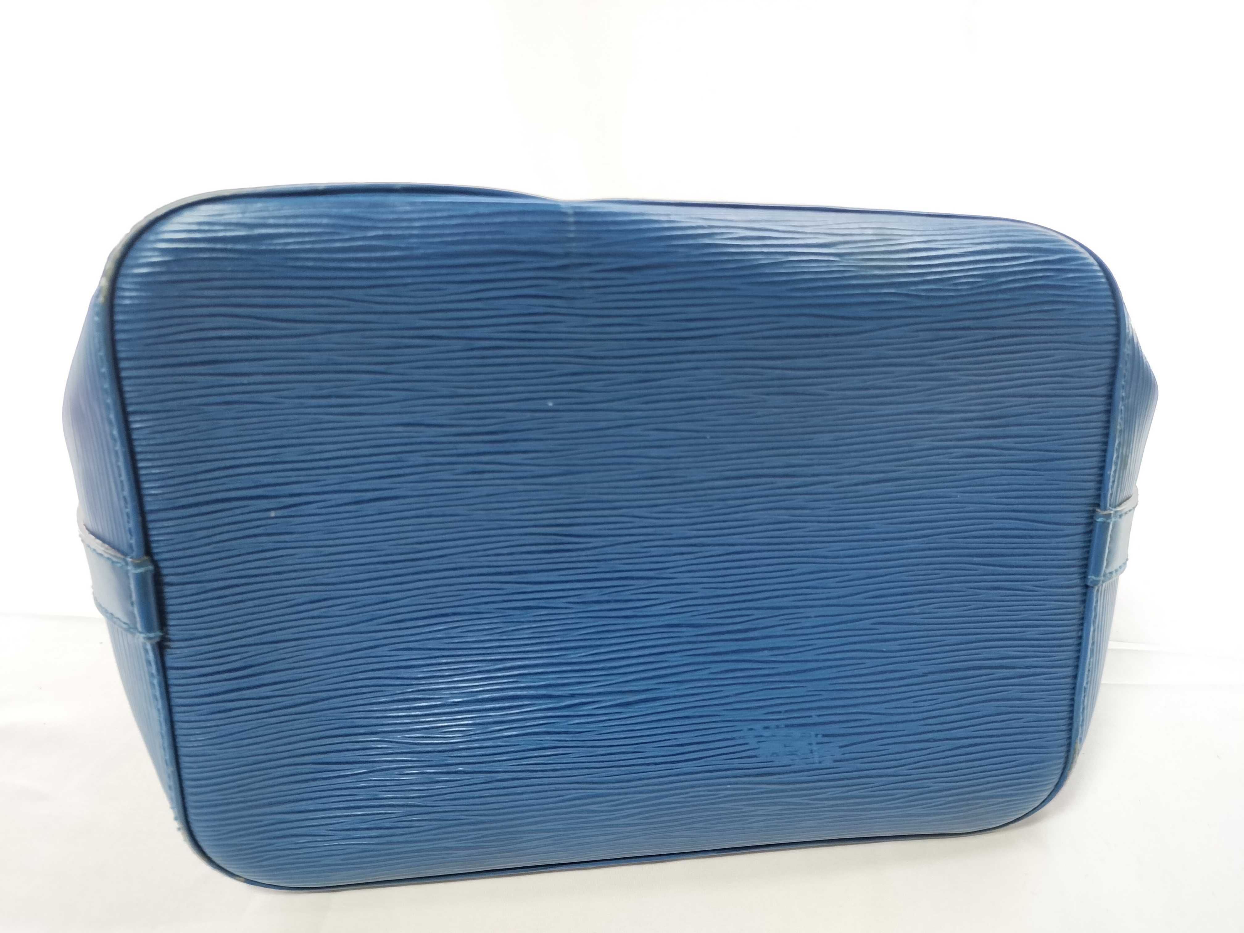 Epi Noé Shoulder Bag — view 7
