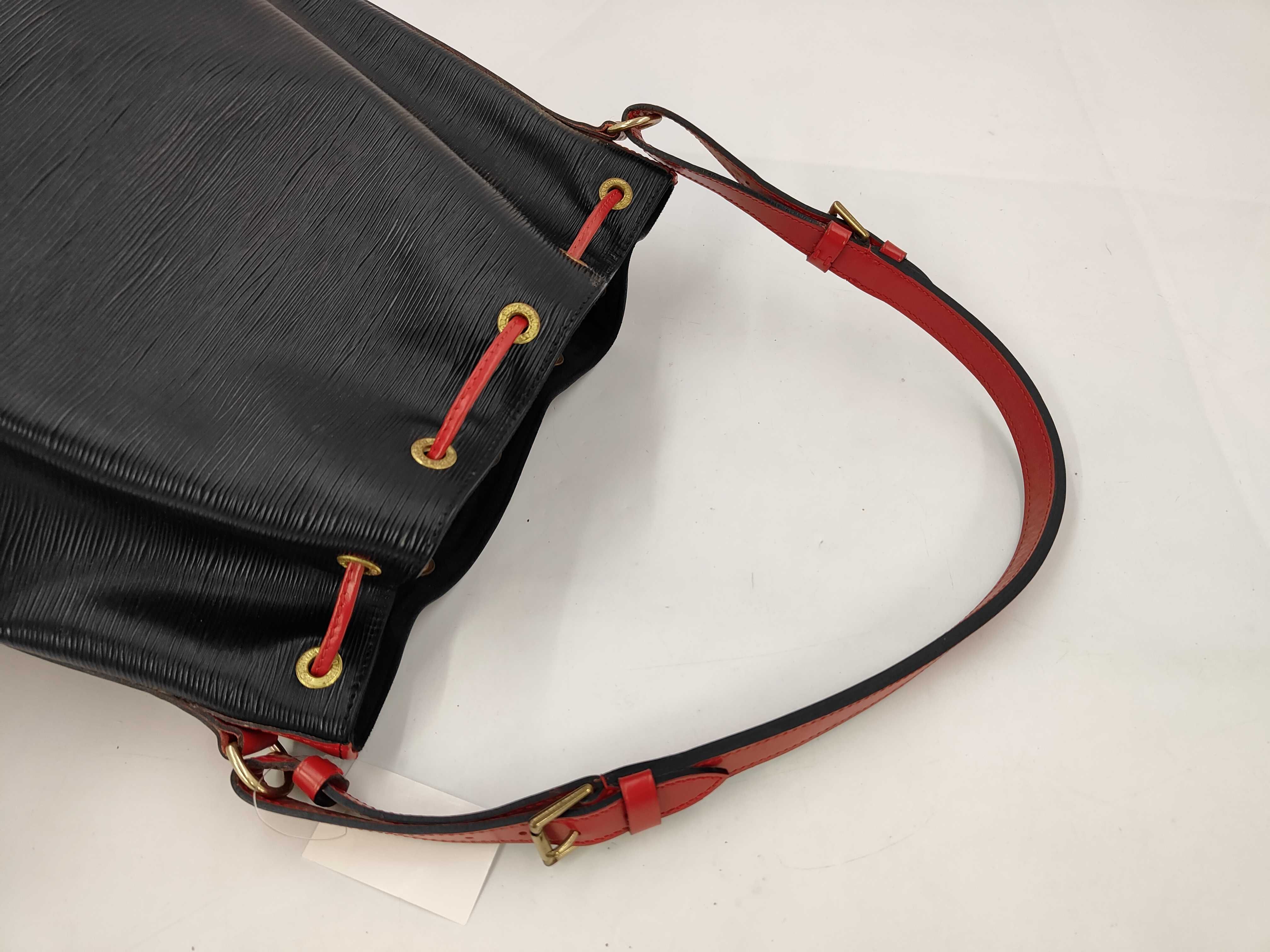 Epi Noe M44017 Shoulder Bag — view 7