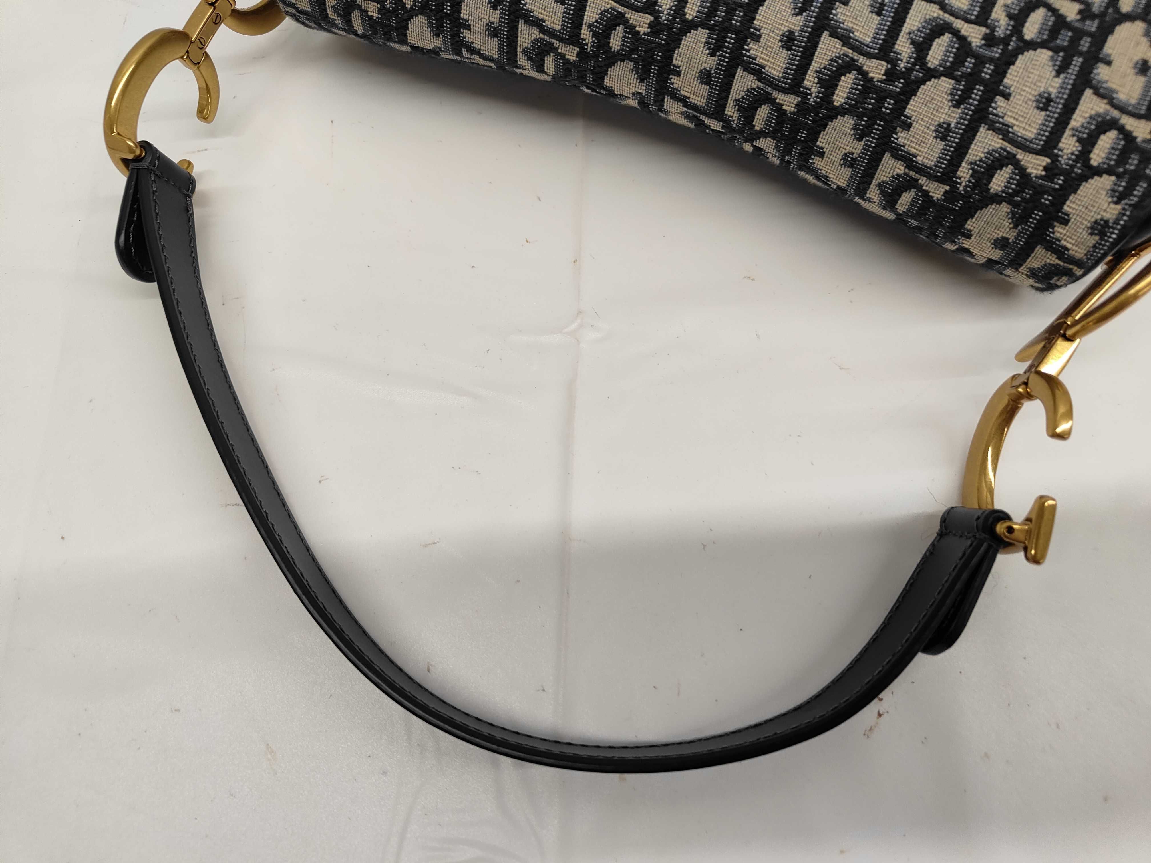 Oblique Saddle Bag Shoulder Bag — view 4