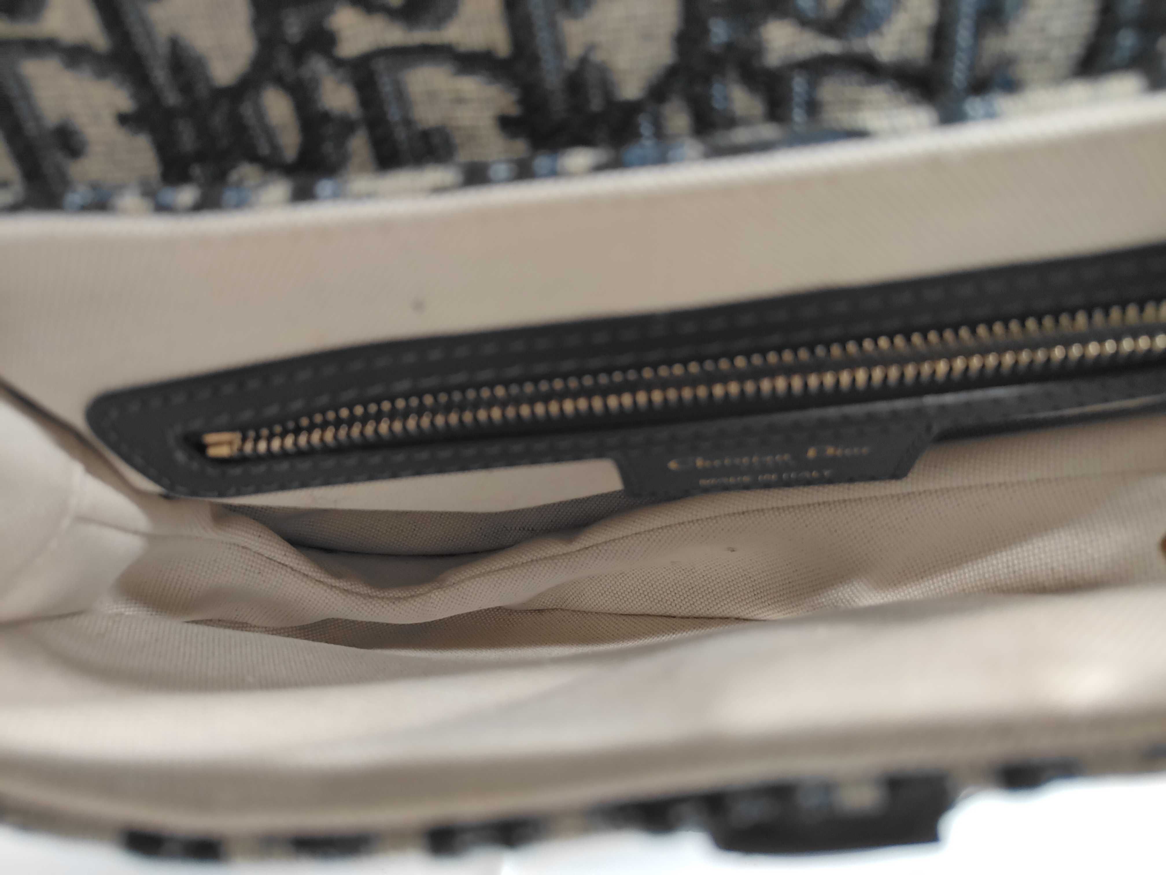 Oblique Saddle Bag Shoulder Bag — view 10