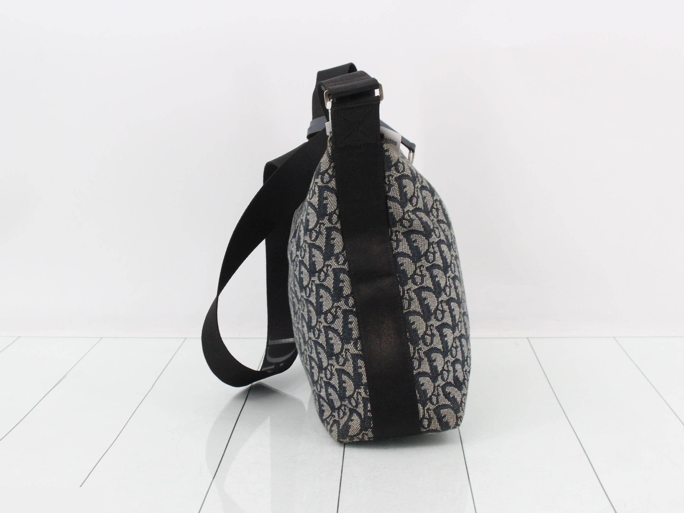 Trotter (bag) - Shoulder bag — view 3