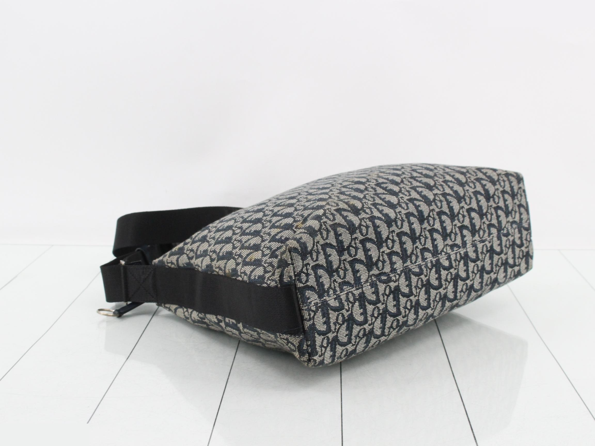 Trotter (bag) - Shoulder bag — view 5