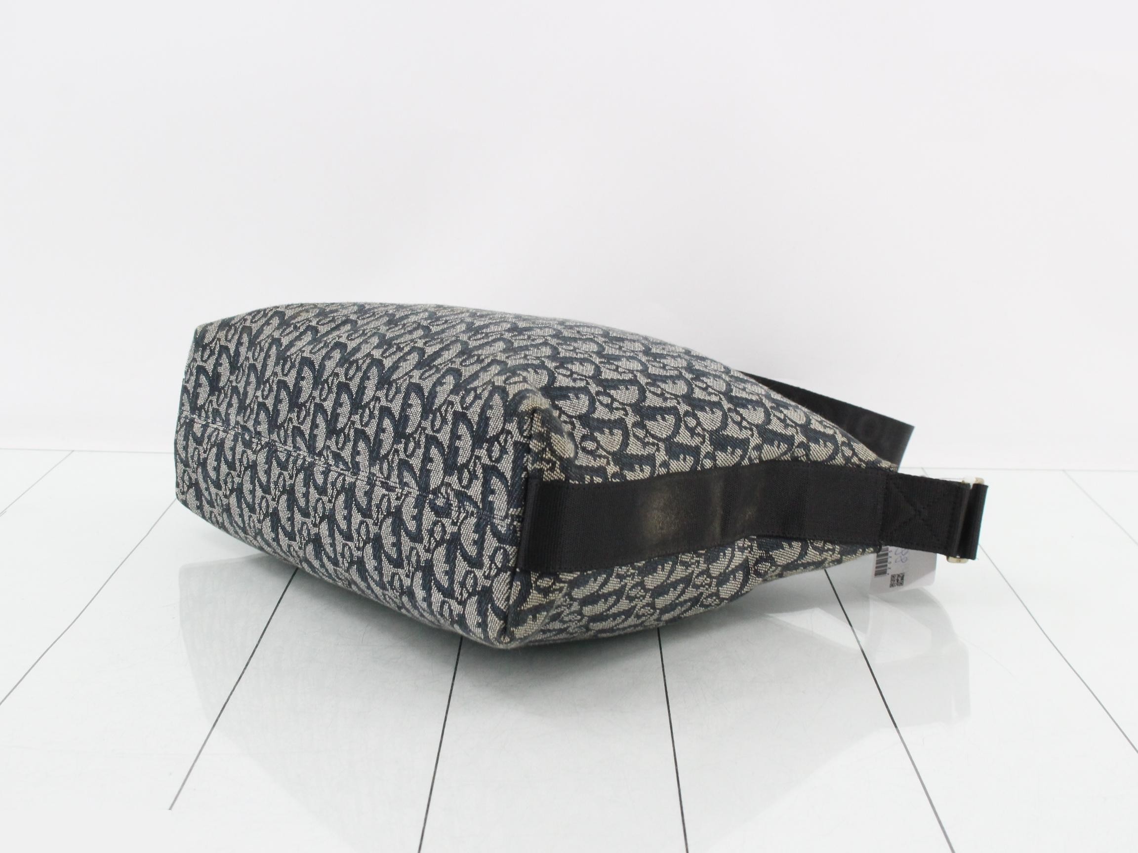 Trotter (bag) - Shoulder bag — view 6